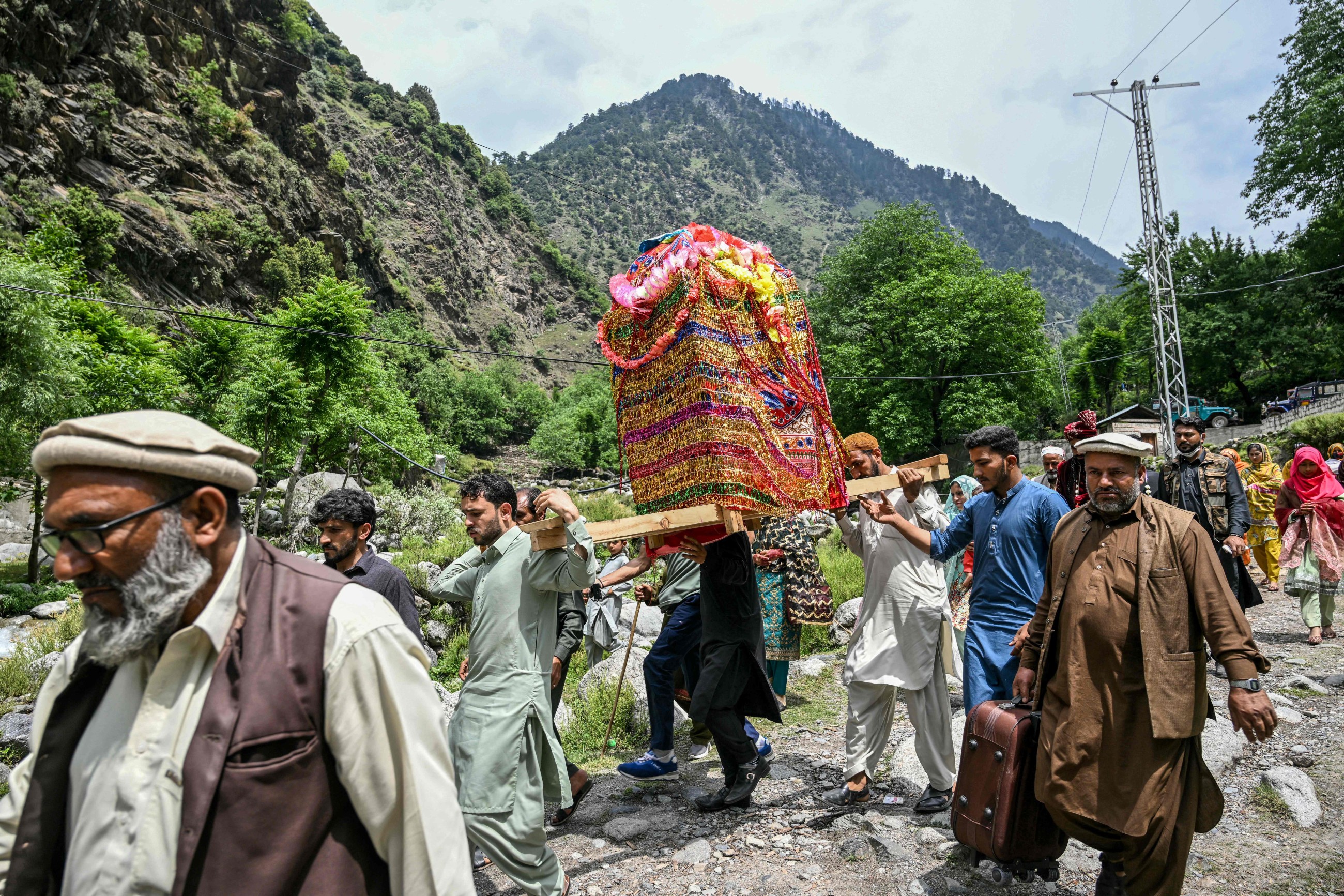 'We don't care:' Weddings go on in Neelum Valley near LoC