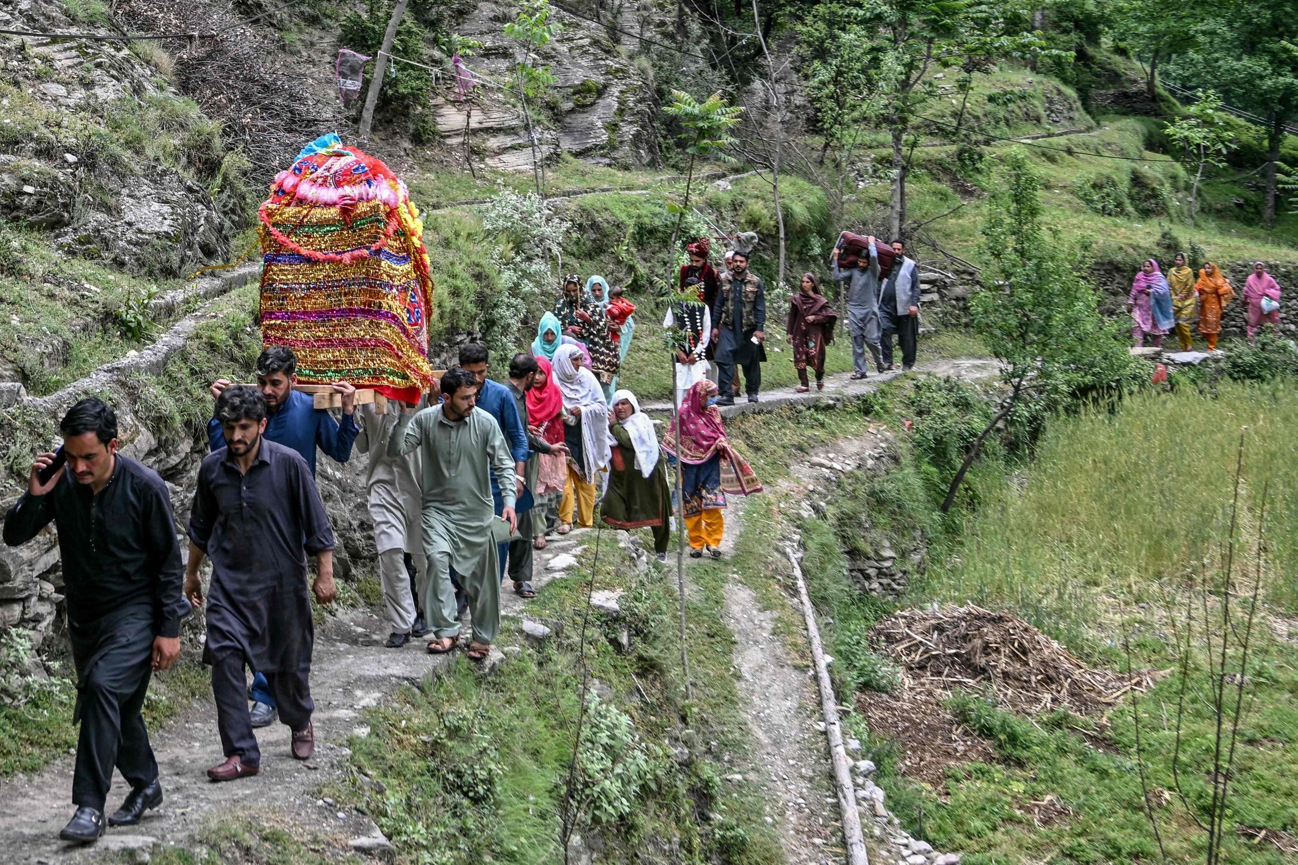 'We don't care:' Weddings go on in Neelum Valley near LoC