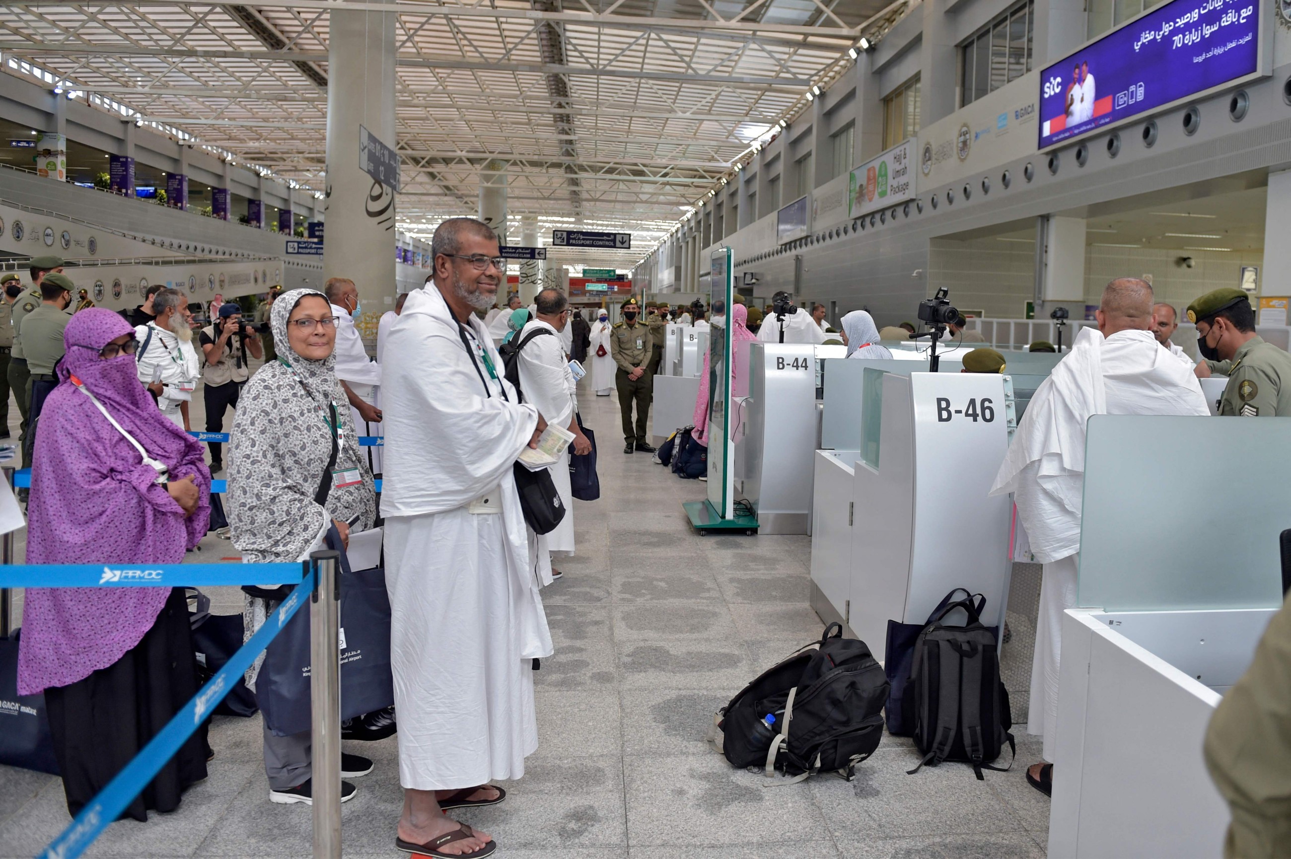 Saudi announces fines up to SAR 100,000 for performing Hajj without permit
