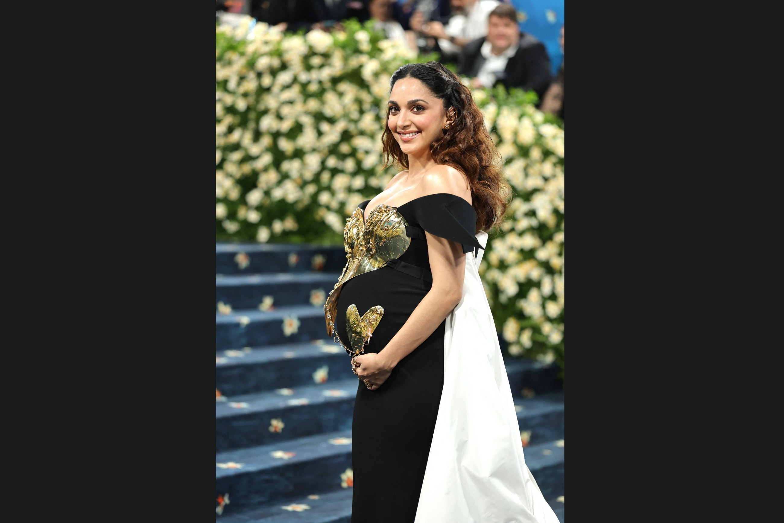 Kiara Advani flaunts baby bump at MET Gala, hubby Sidharth is smitten