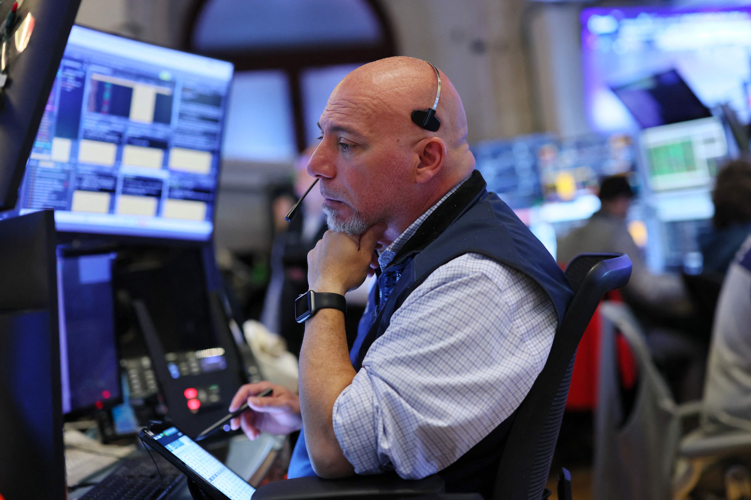 World stocks down as markets eye US-China talks, Fed decision