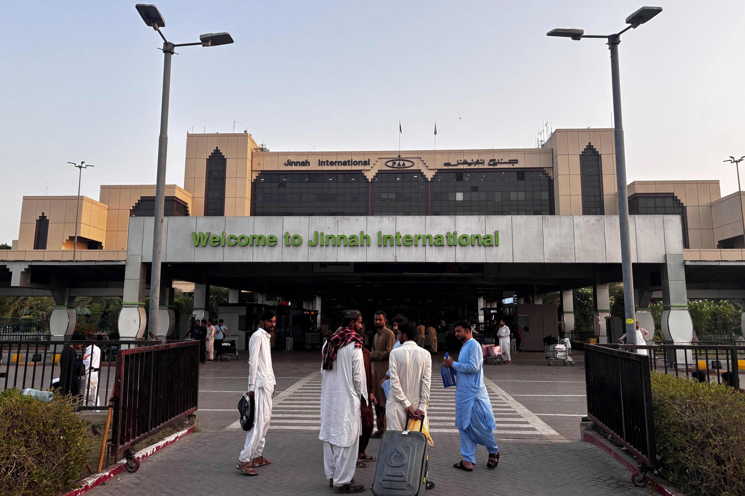 Flight operations resume at major Pakistani airports