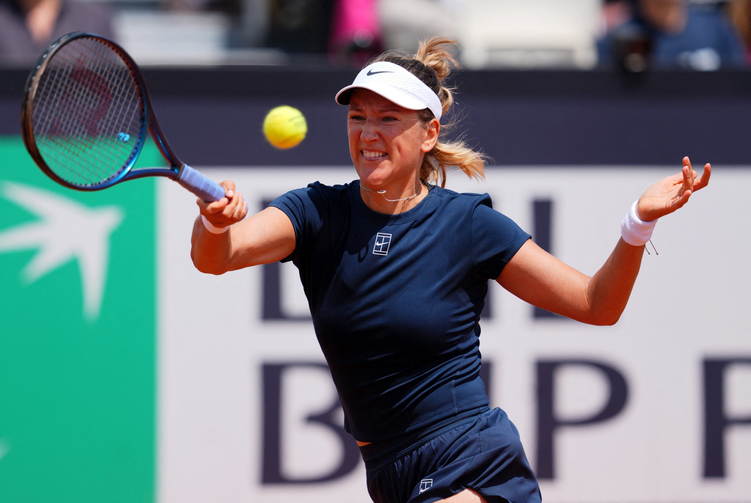 Azarenka downs Osorio, Osaka ousts Errani from Italian Open; Muller mauls Lehecka