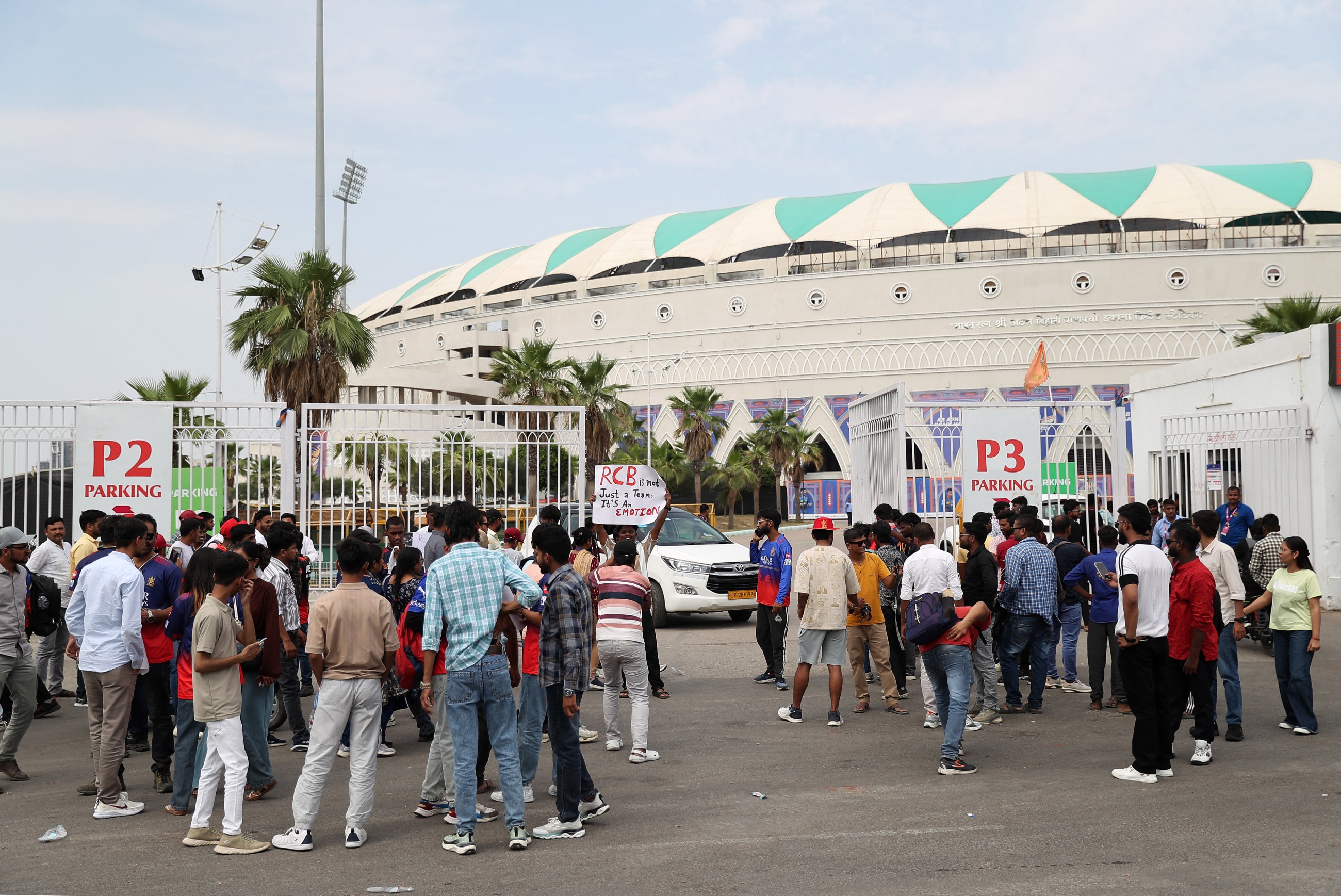 India suspends T20 cricket tournament, Pakistan suspends PSL amid conflict