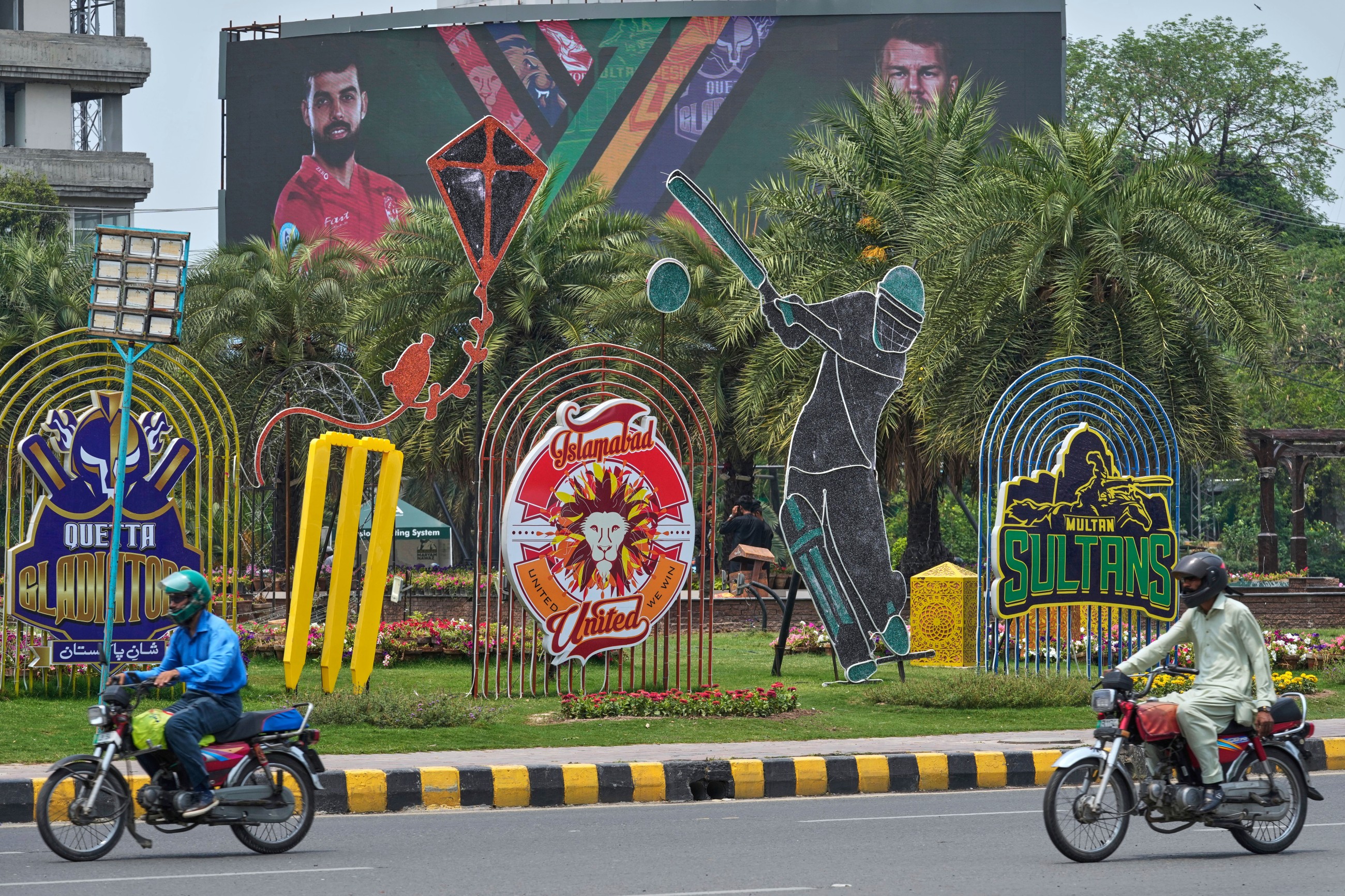 India suspends T20 cricket tournament, Pakistan suspends PSL amid conflict