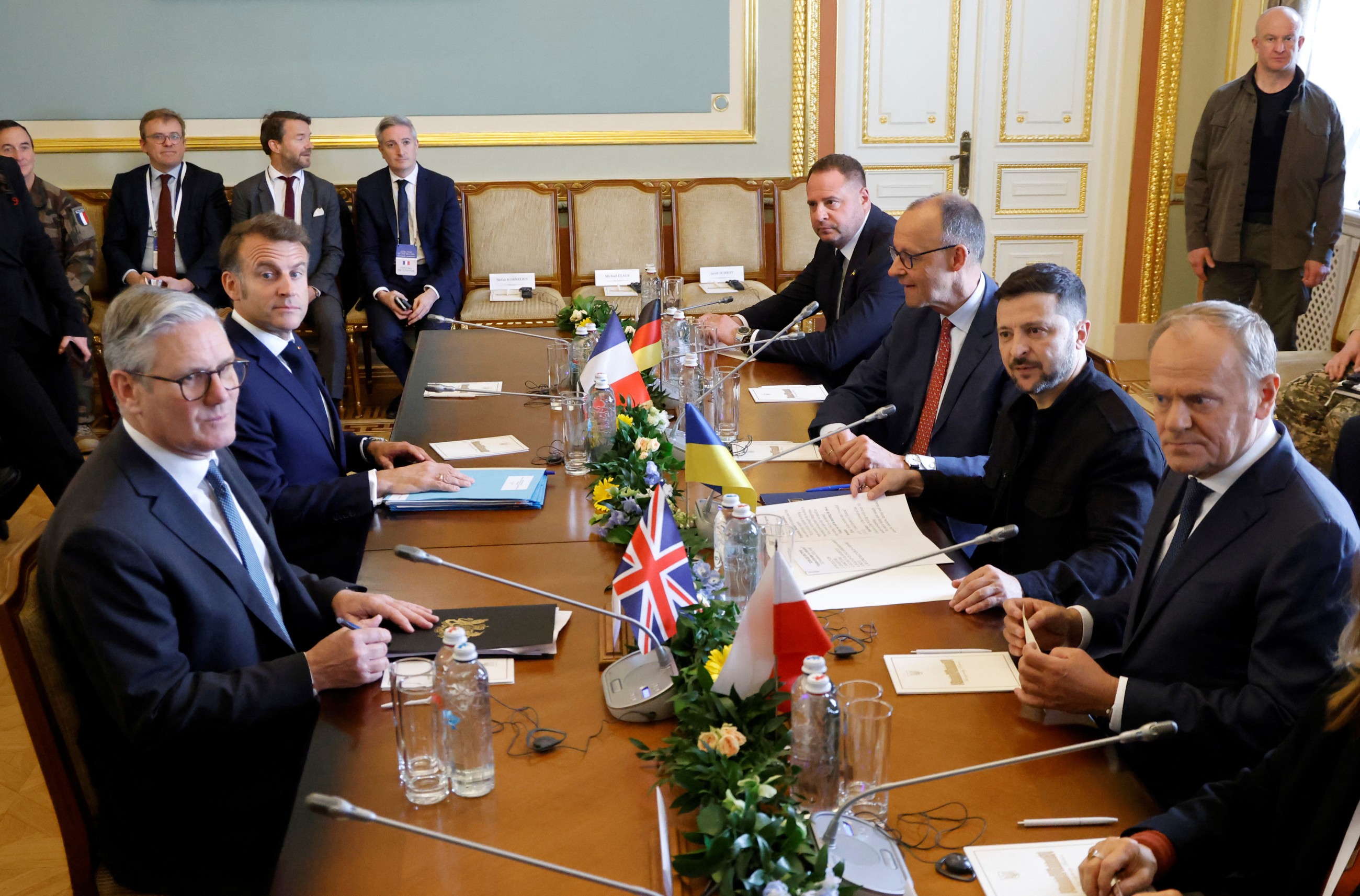 European leaders arrive in Kyiv amid push for 30-day ceasefire