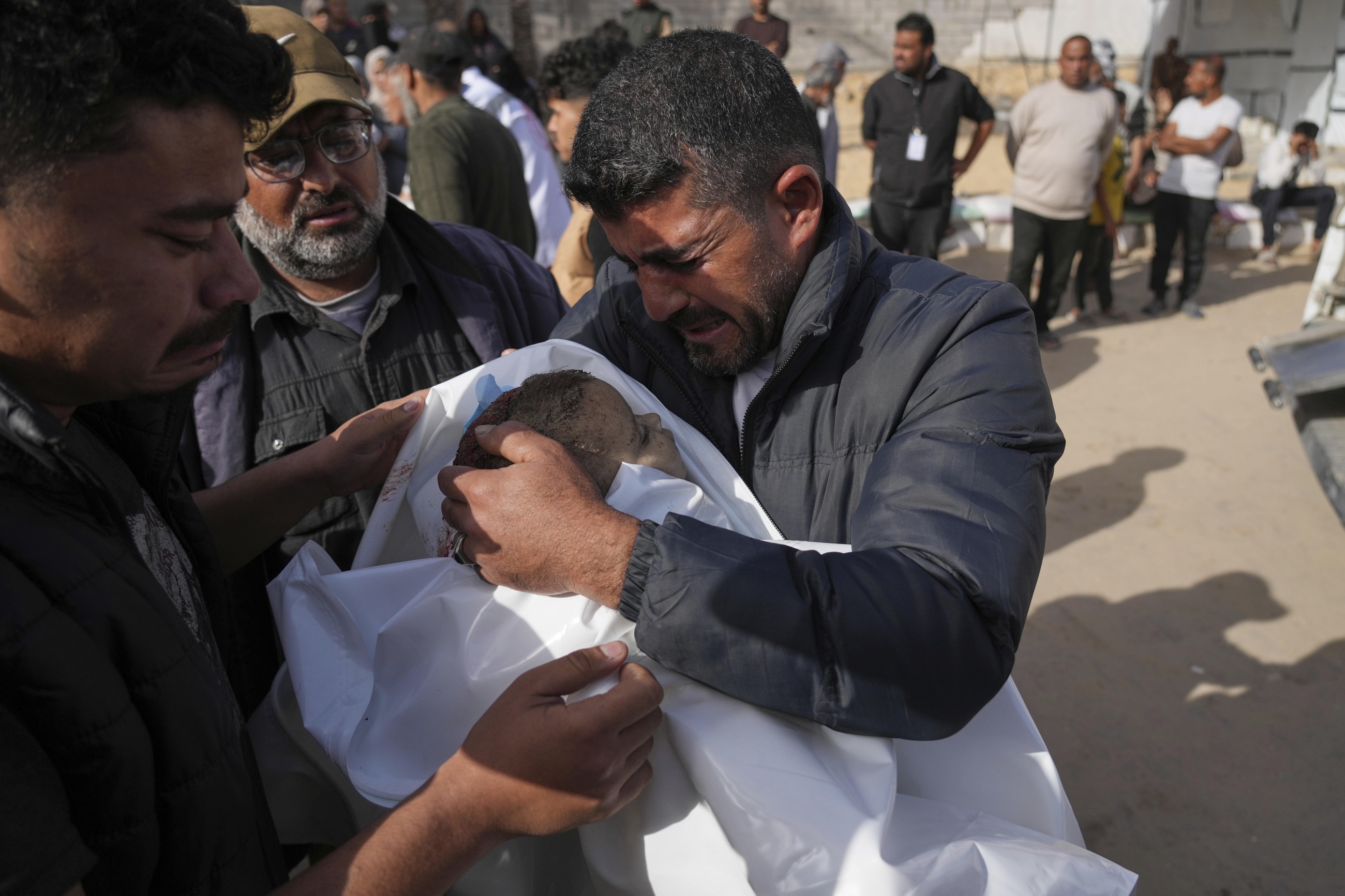 Hamas, US discuss Gaza truce and relief as toll keeps moving