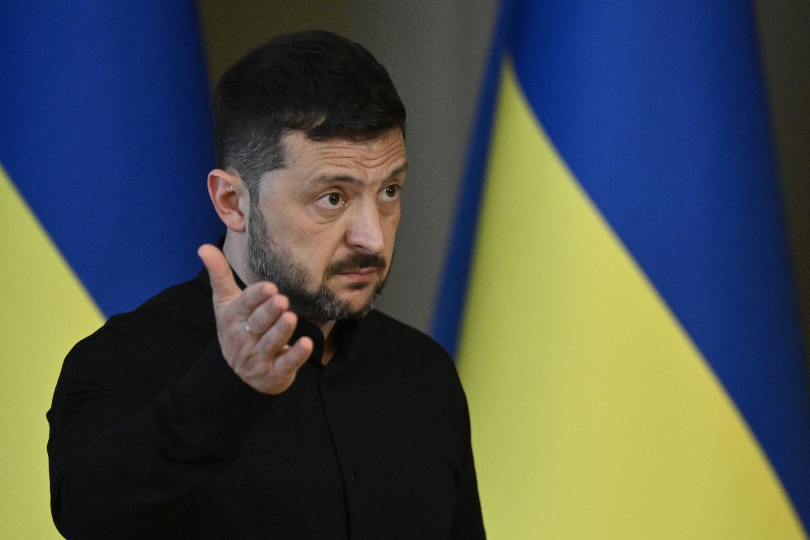 Ukraine president says Putin scared of face-to-face talks