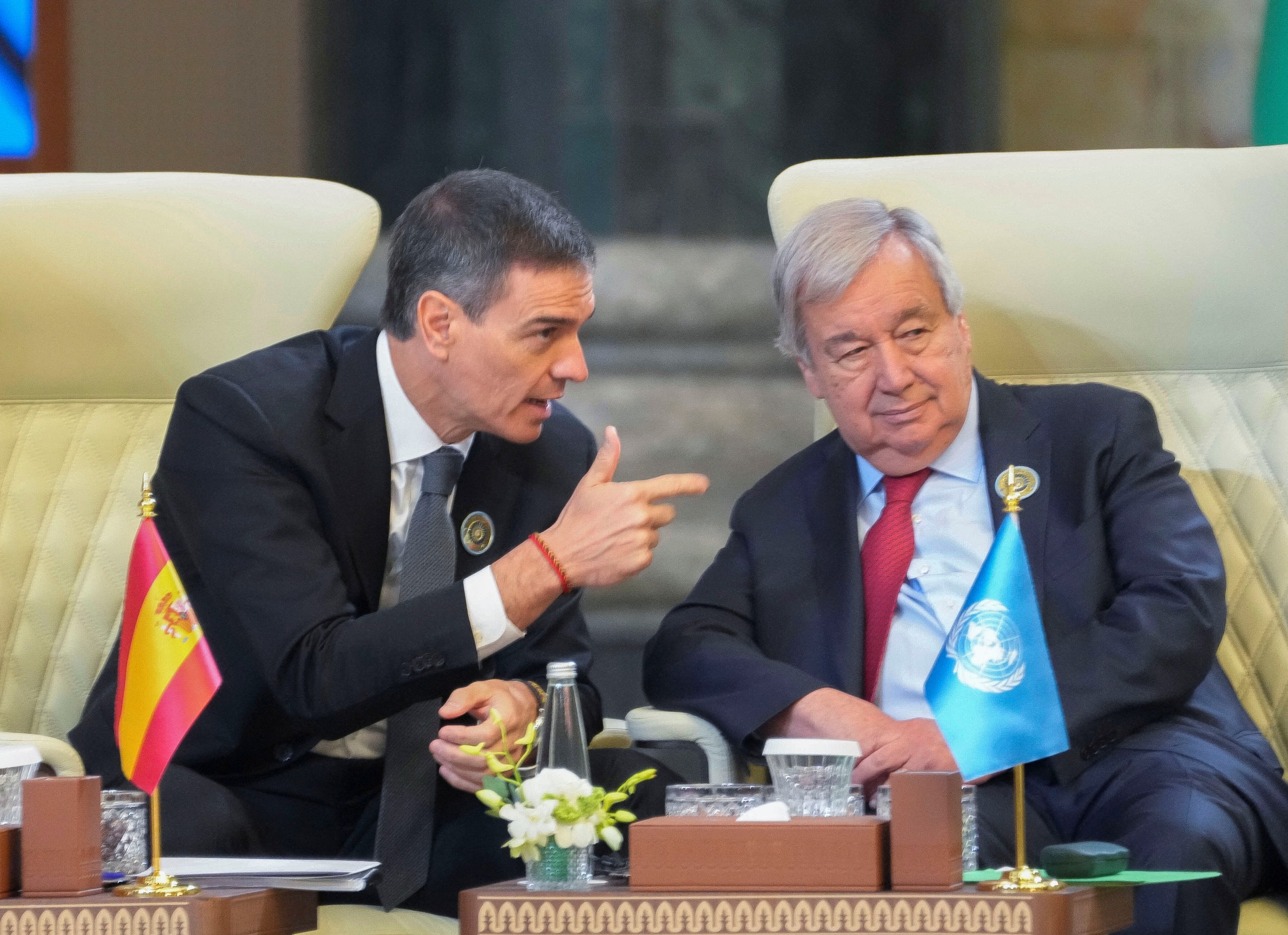 Spanish PM calls for 'pressure on Israel to halt massacre in Gaza'