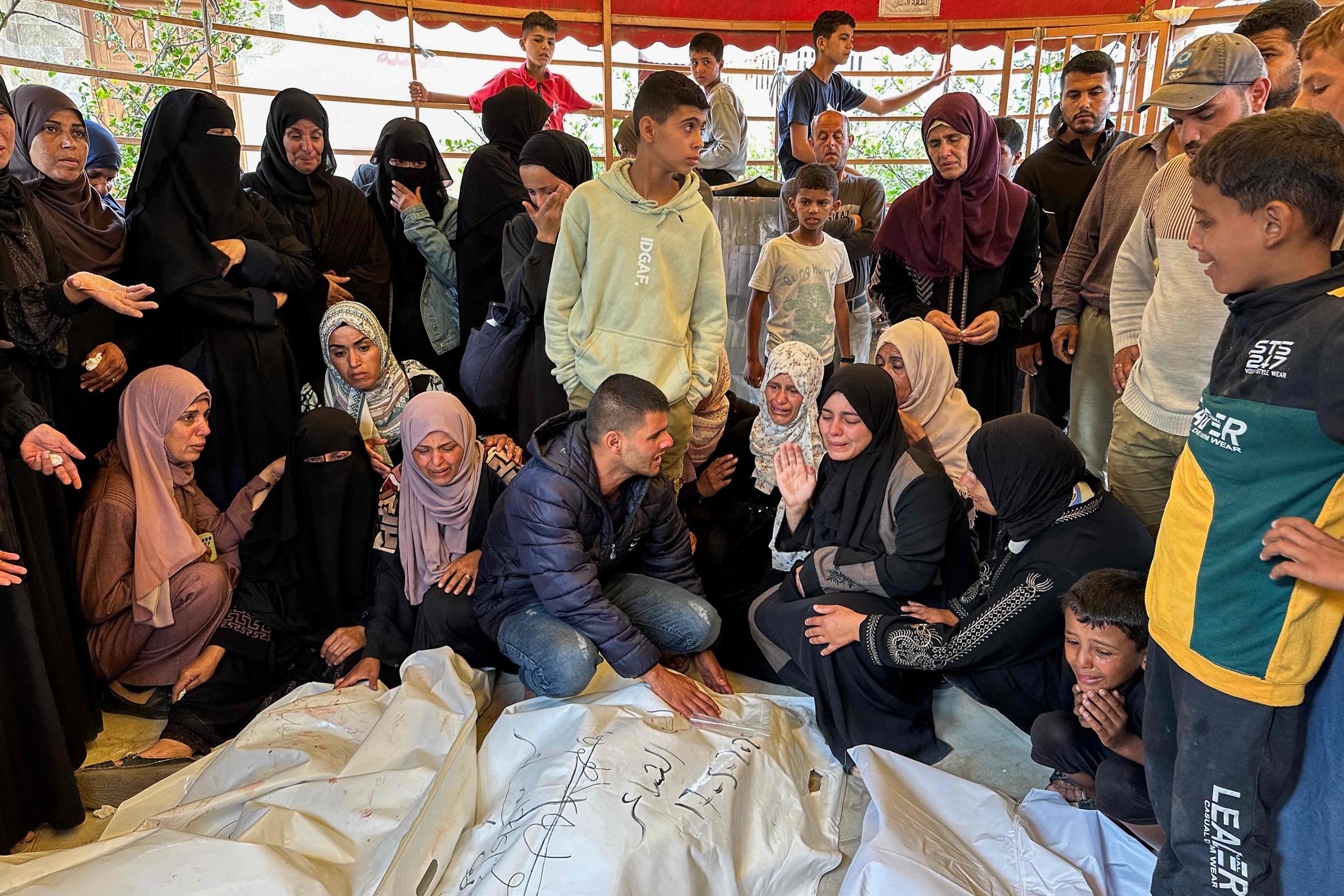 Israeli strikes on Gaza killed 464 Palestinians in past week: Health ministry