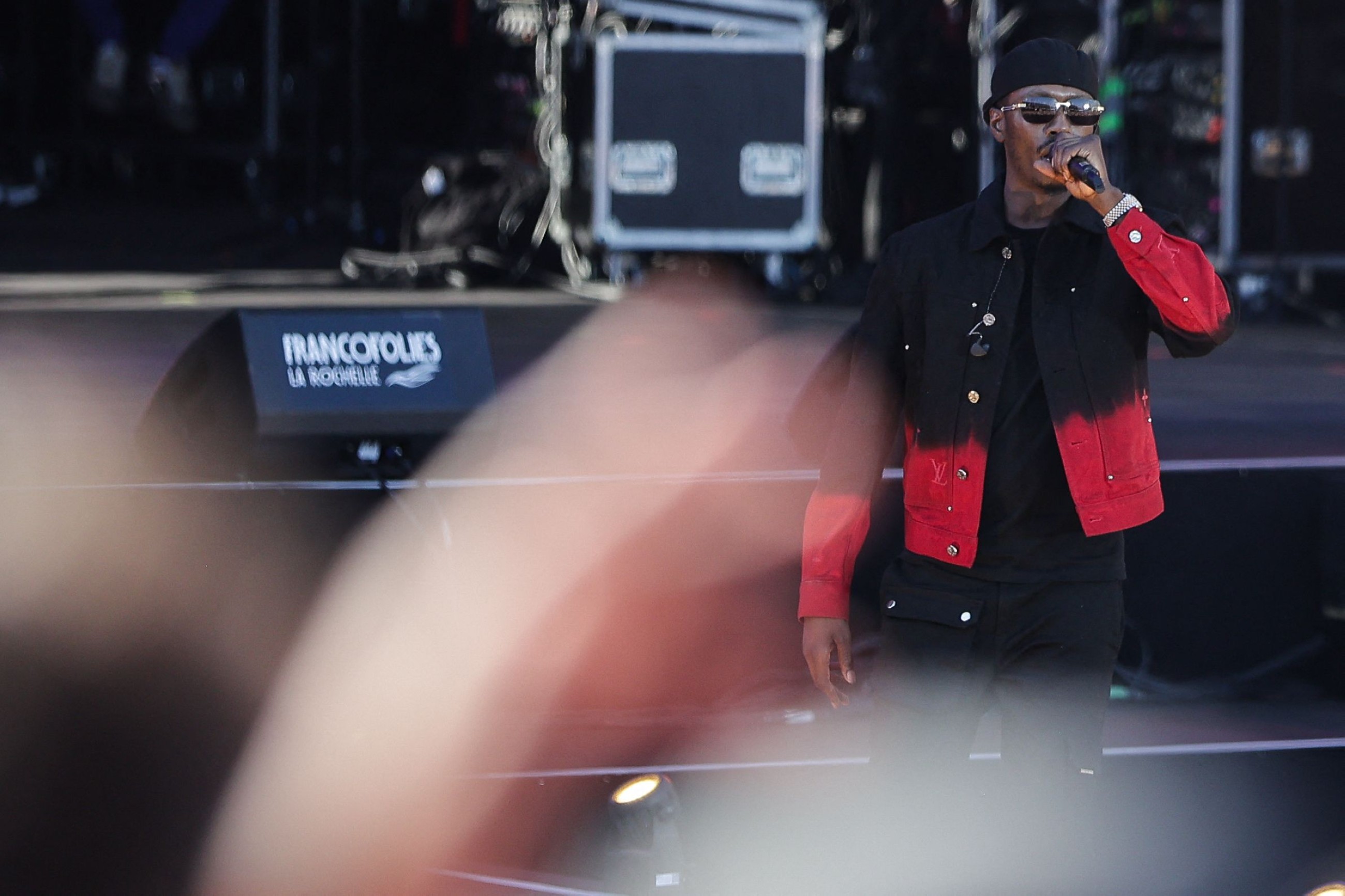 Rapper Werenoi, France’s biggest-selling music artist in recent years, dies at age 31