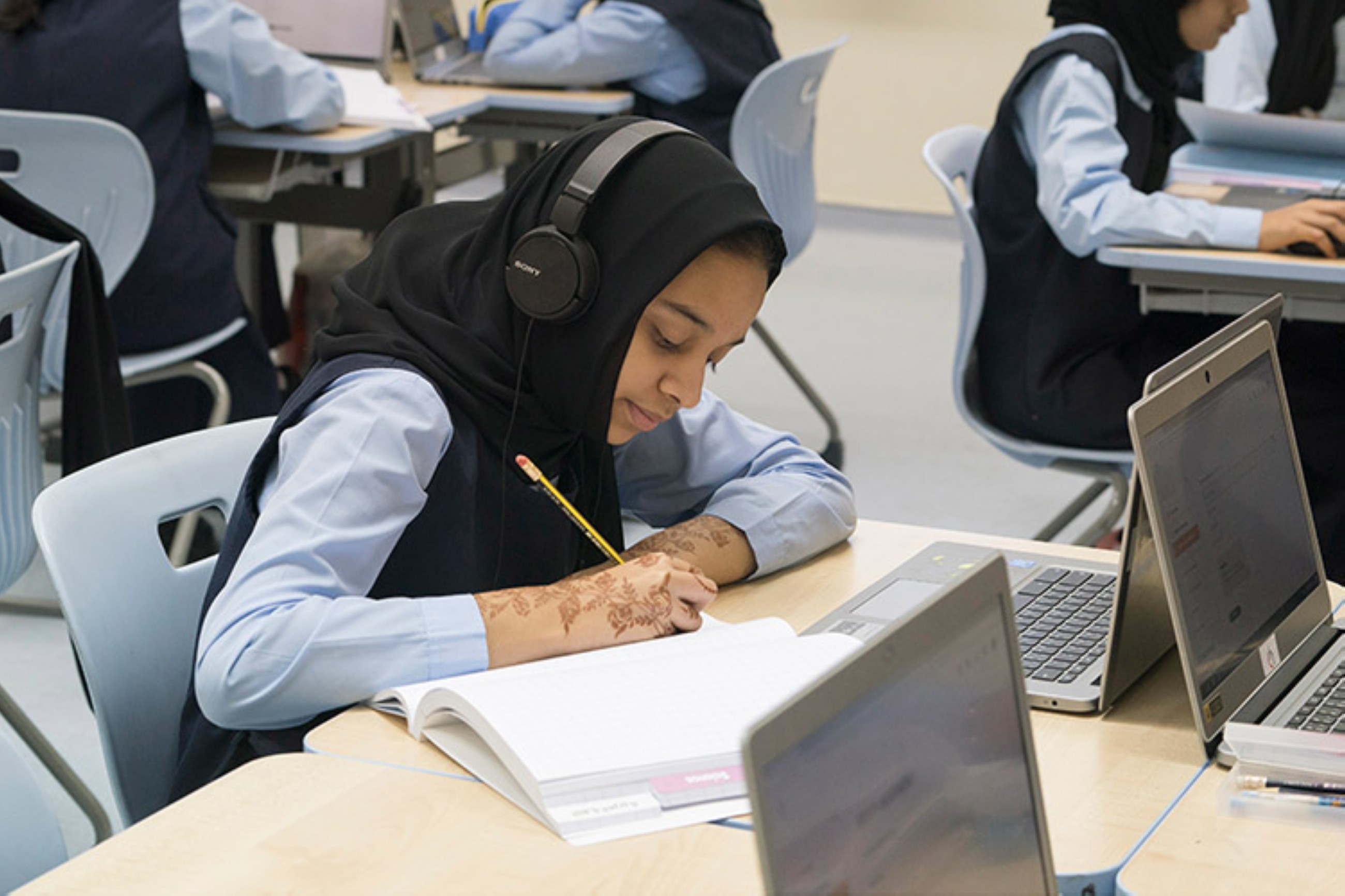 Court dismisses school's claims over unpaid fees, orders it to issue school leaving certificate to student