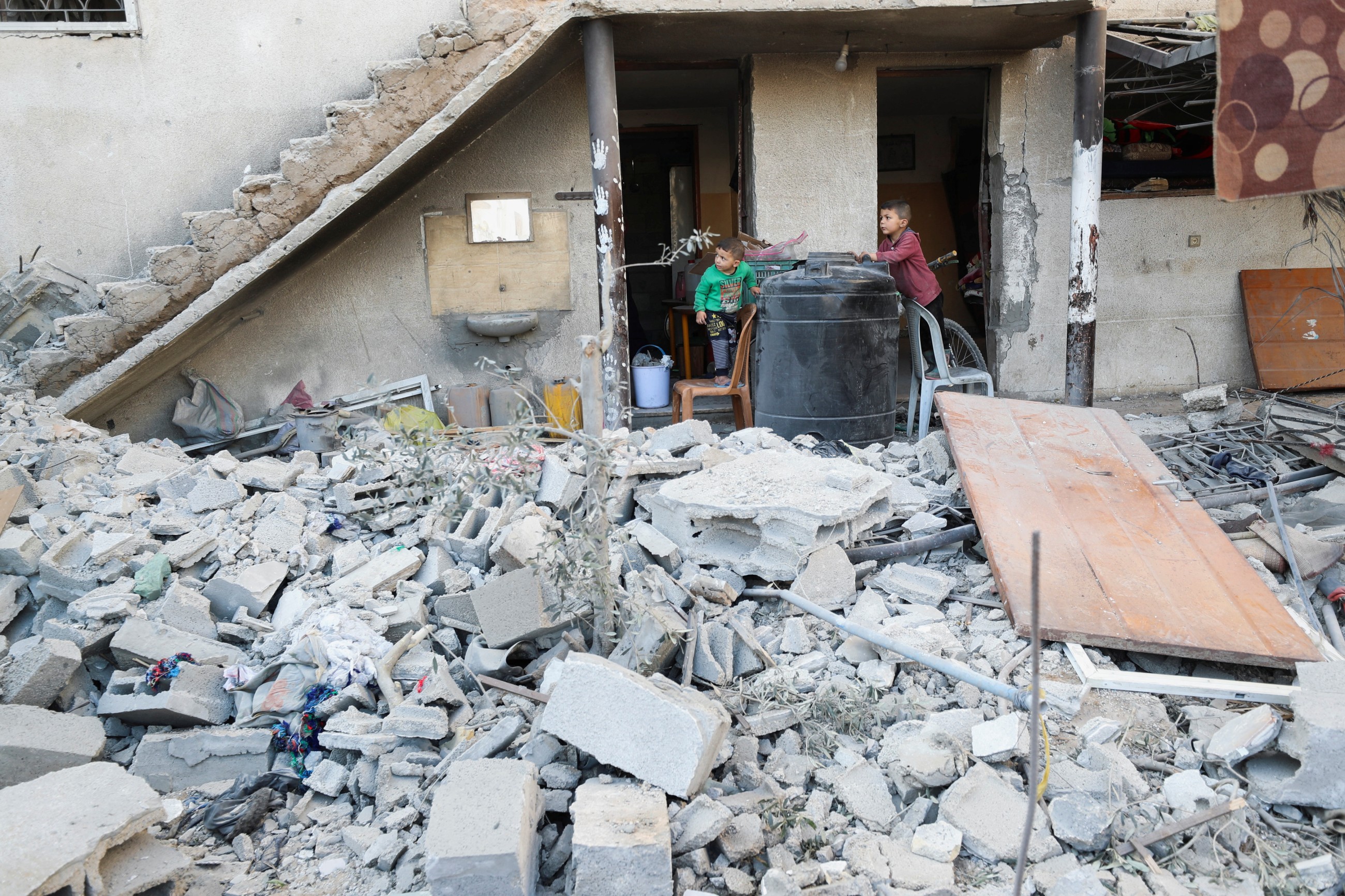 Israeli airstrikes kill dozens in Gaza
