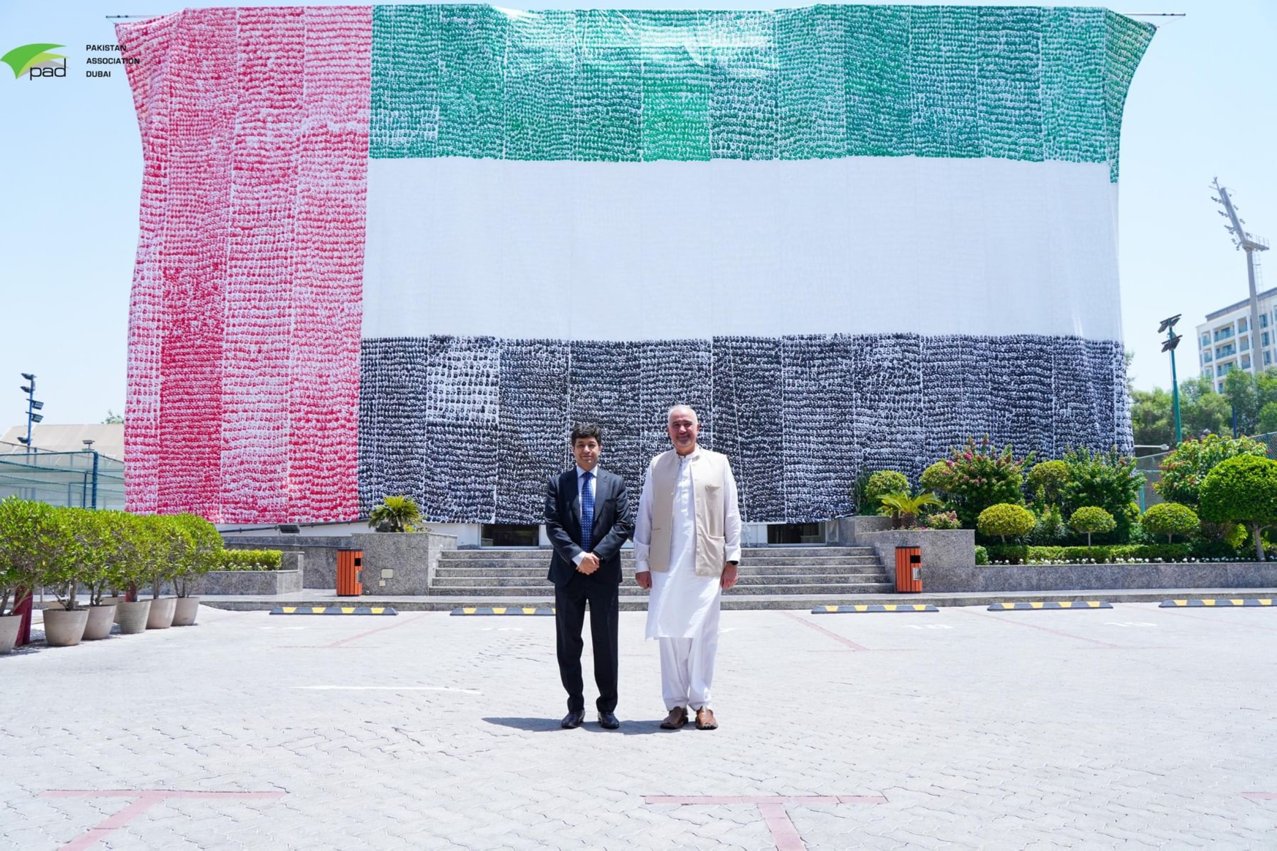Pakistan Association Dubai creates largest UAE flag with 24,514 handprints, enters Guinness