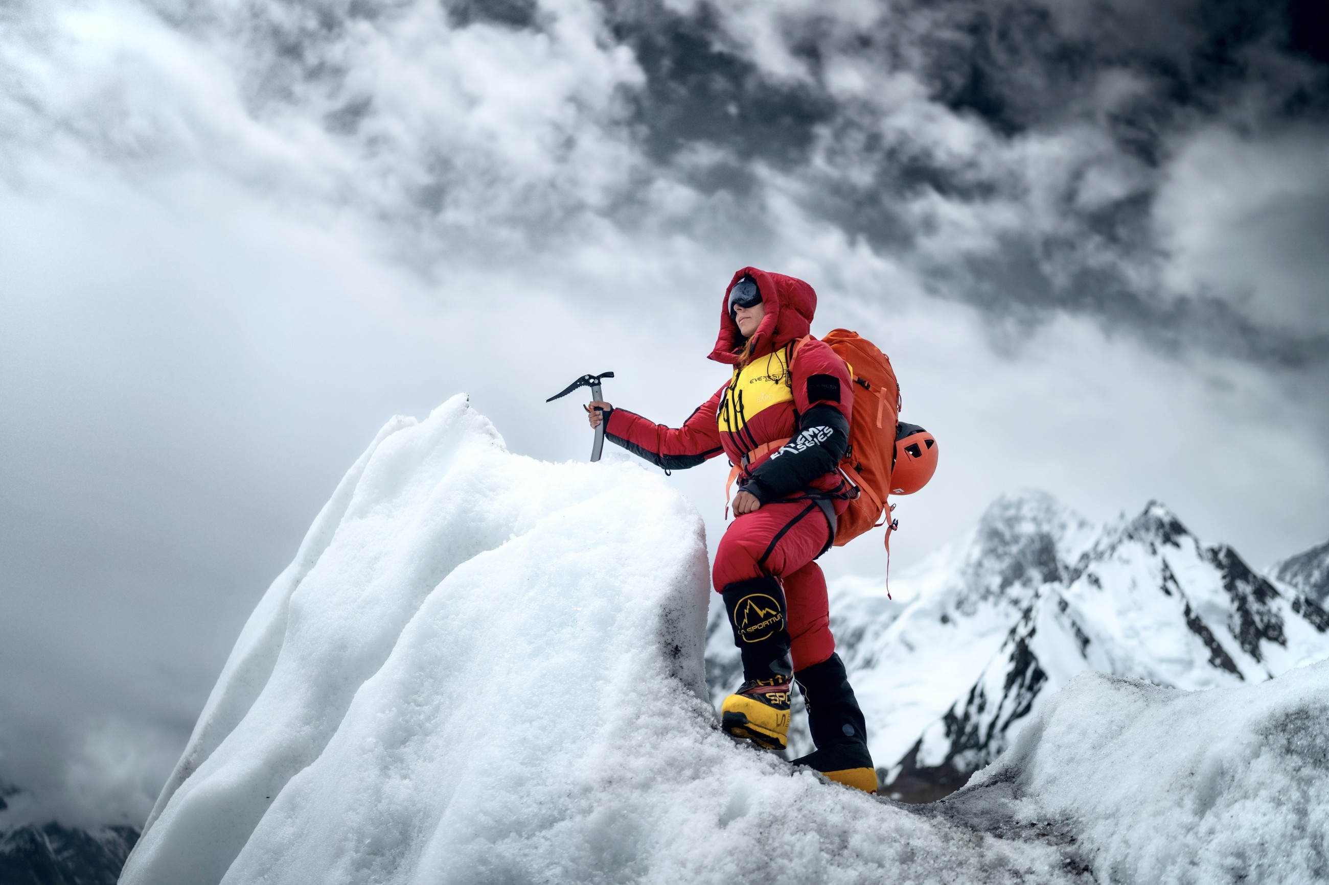 Dubai resident Naila Kiani summits world's third highest mountain