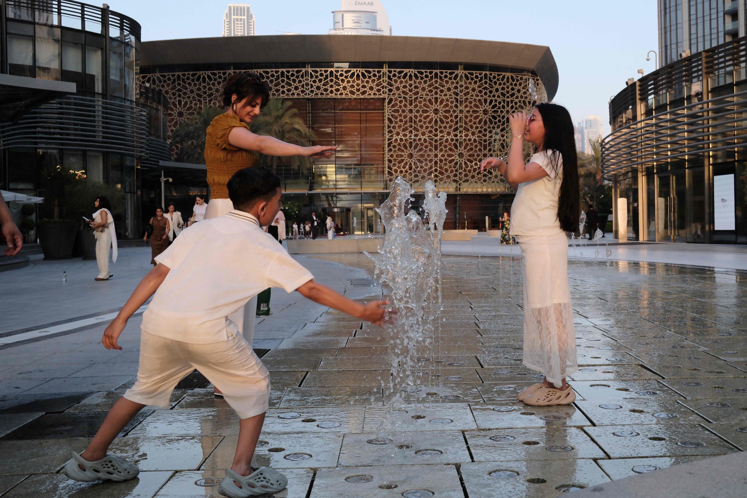 UAE hits highest May temperature on record at 51.6˚C