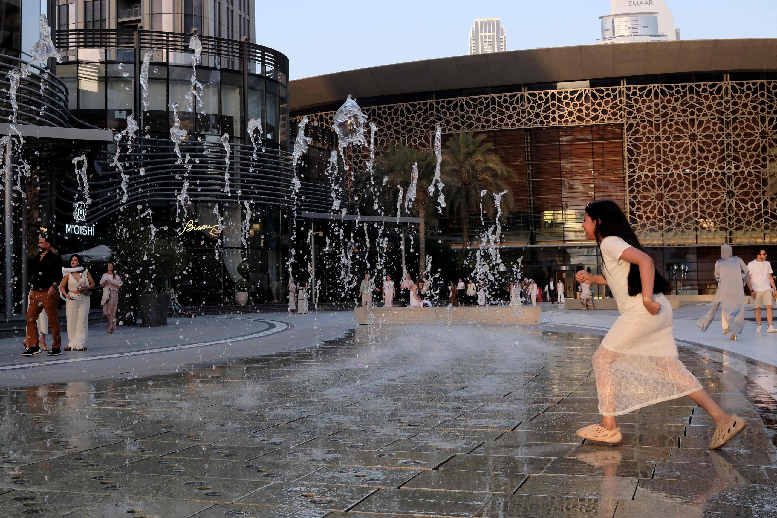 UAE weather body predicts drop in temperature on Tuesday