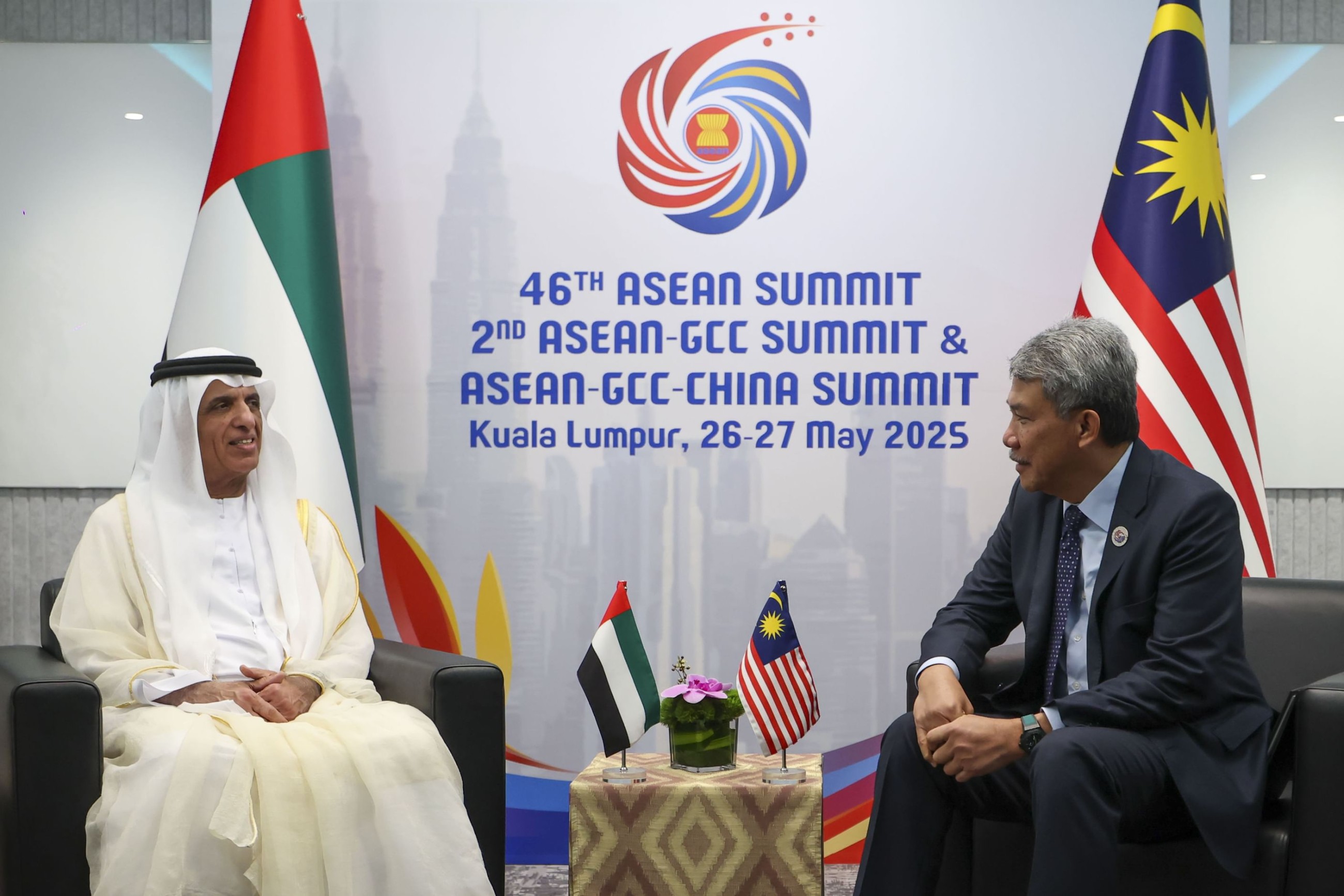 On behalf of UAE President, RAK Ruler participates in ASEAN-GCC Summit in Malaysia