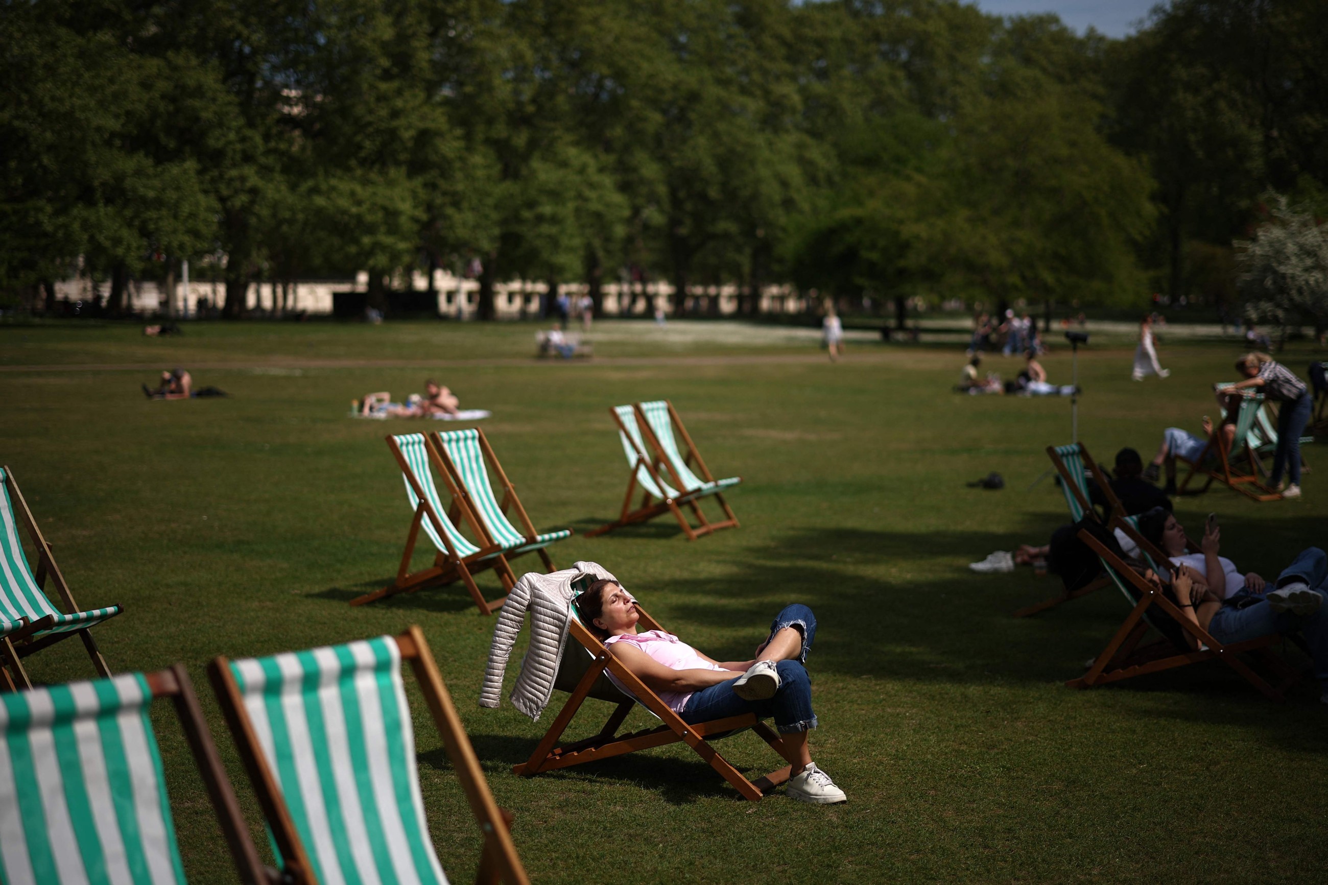 Britain records sunniest spring in over a century