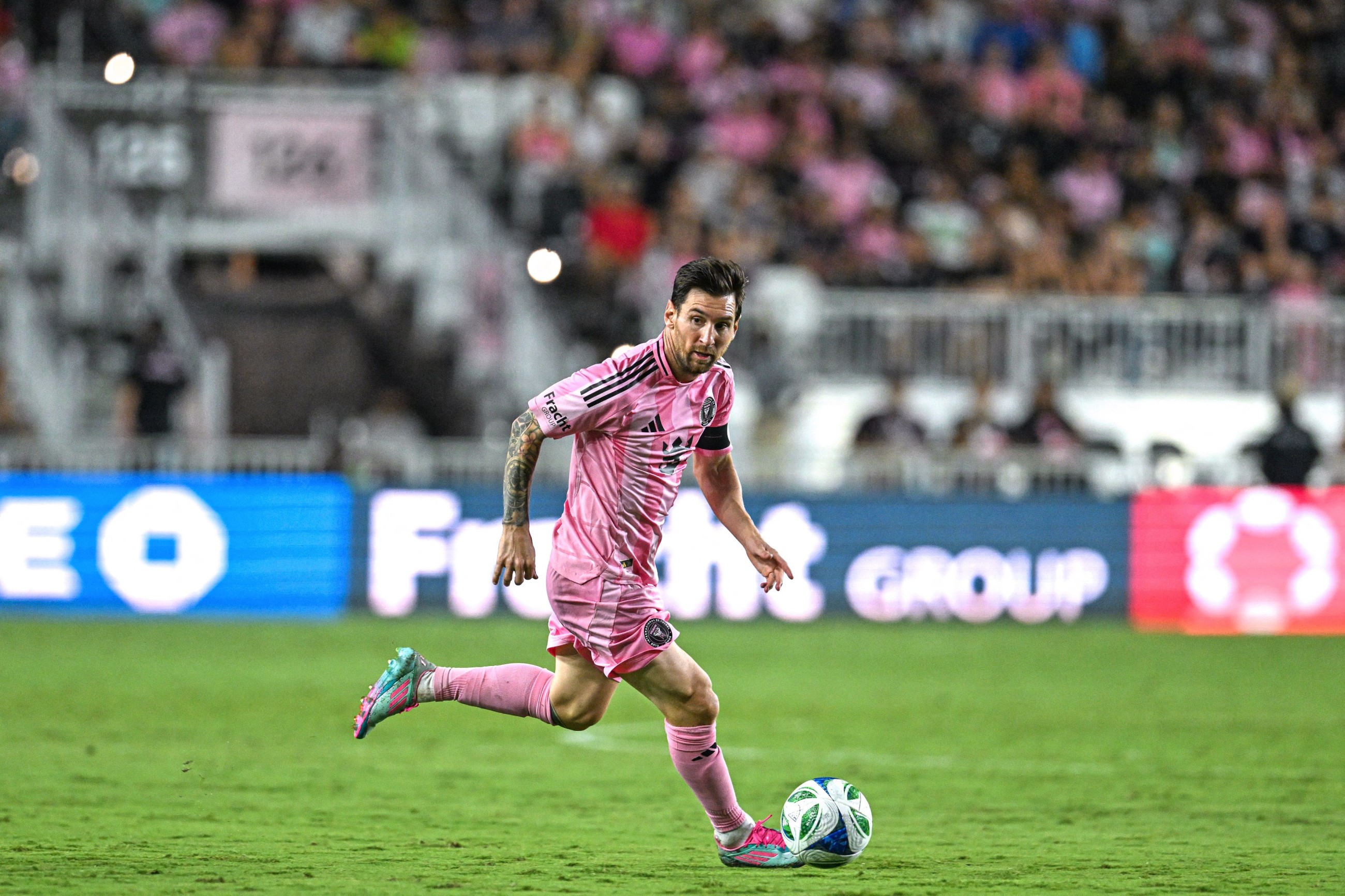 Messi’s brilliance continues with 2 goals in Miami’s emphatic victory over hapless Crew