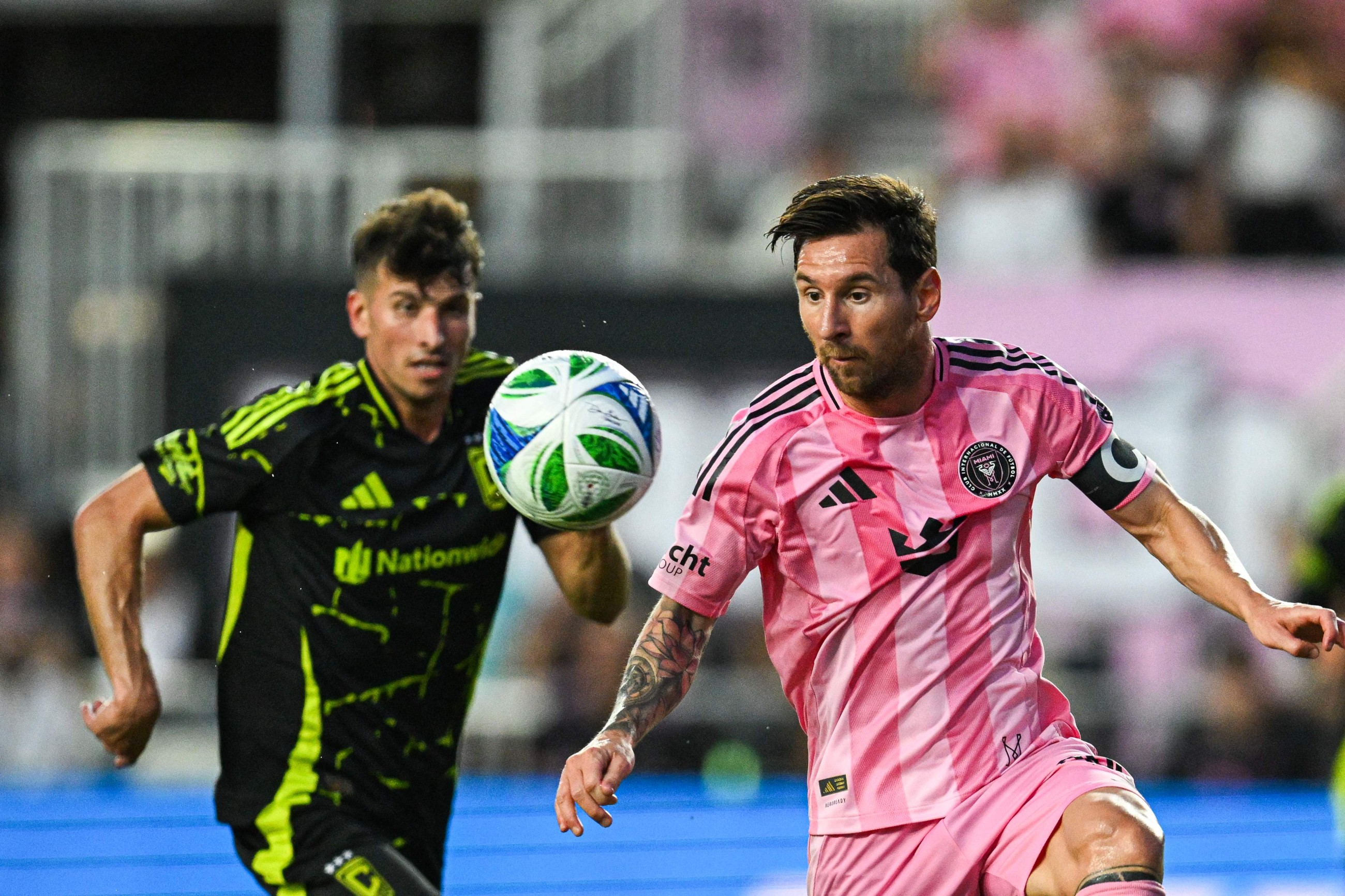 Messi’s brilliance continues with 2 goals in Miami’s emphatic victory over hapless Crew