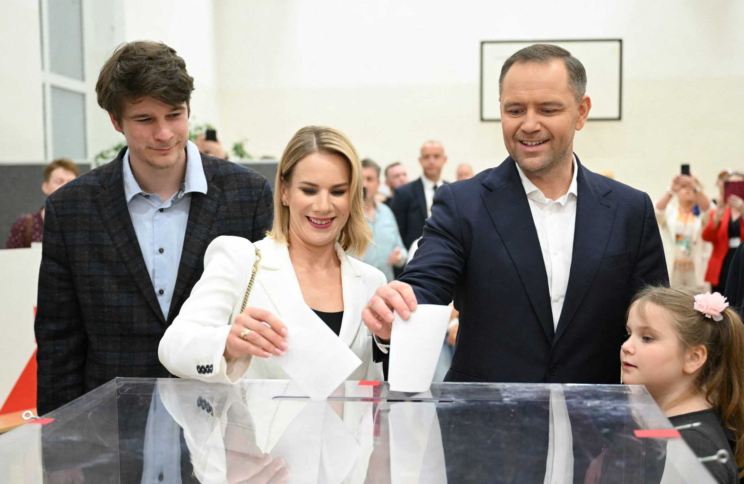 Poland holds tight vote with European Union role at stake