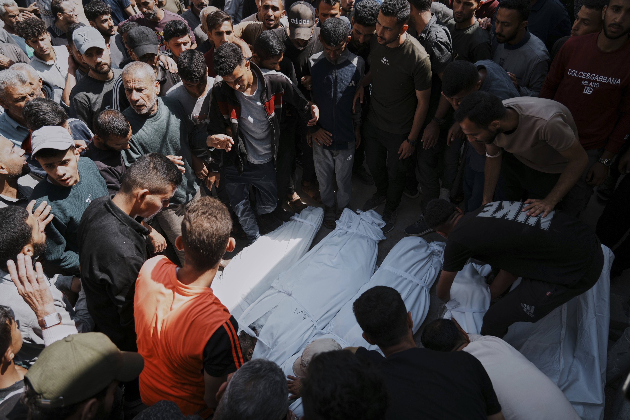 10 more Palestinians killed in Israel strikes