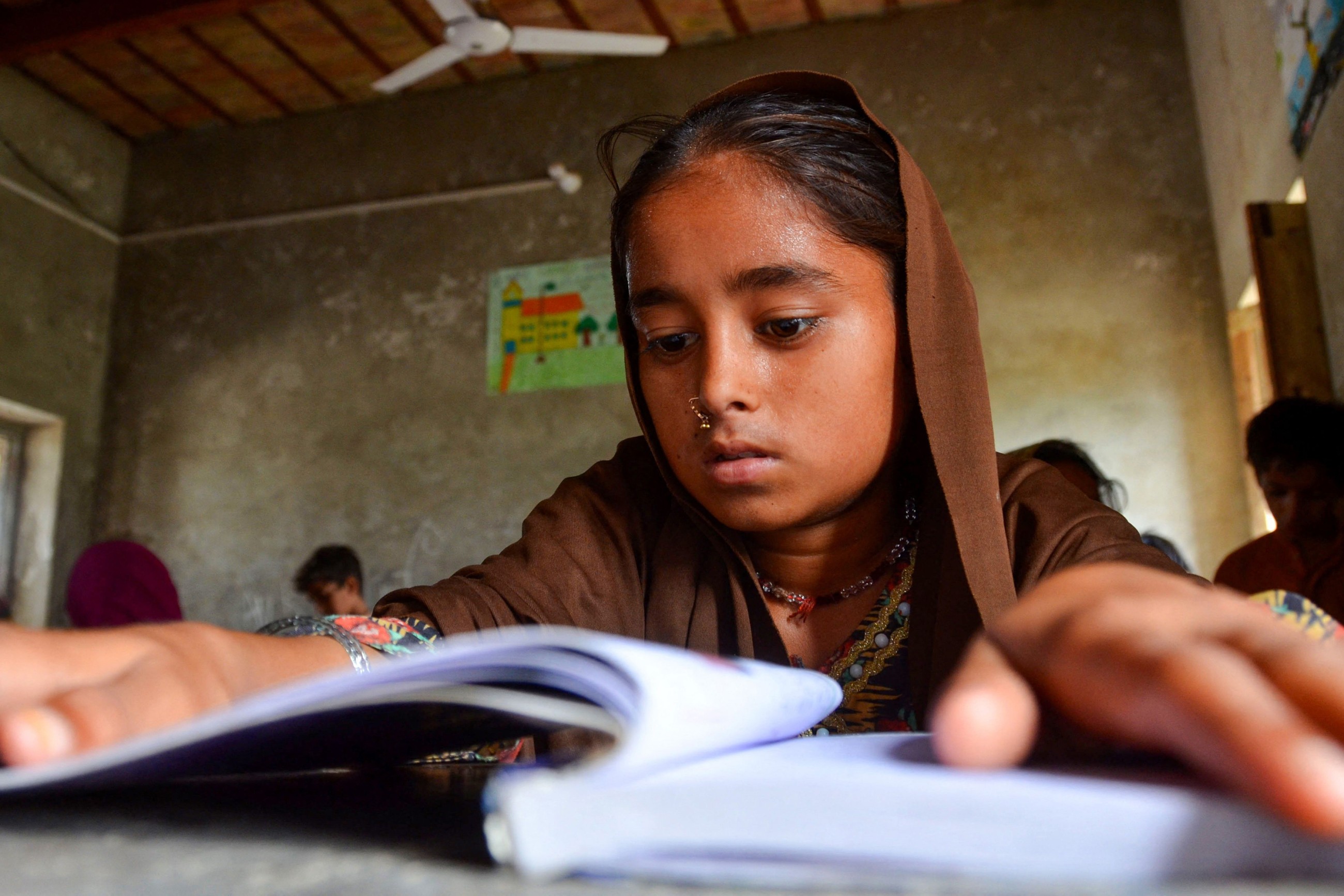 School's out: Climate change keeps Pakistan students home
