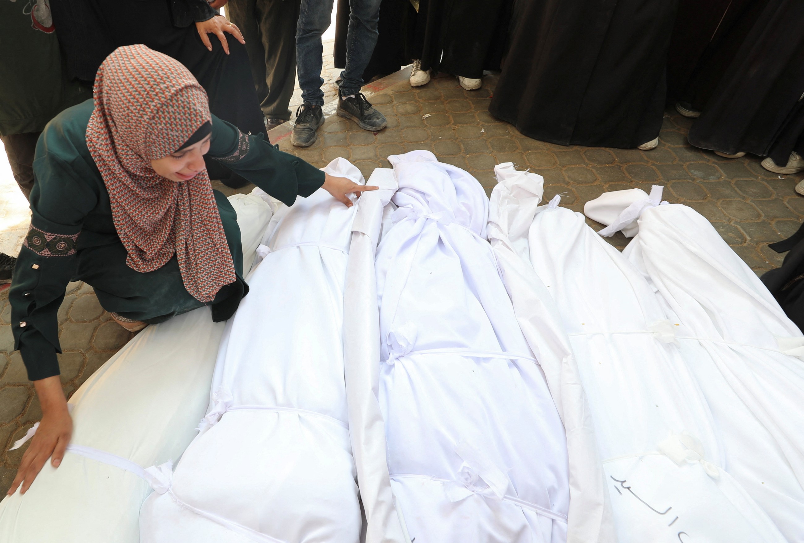Gaza relief distribution remains suspended as bombings continue