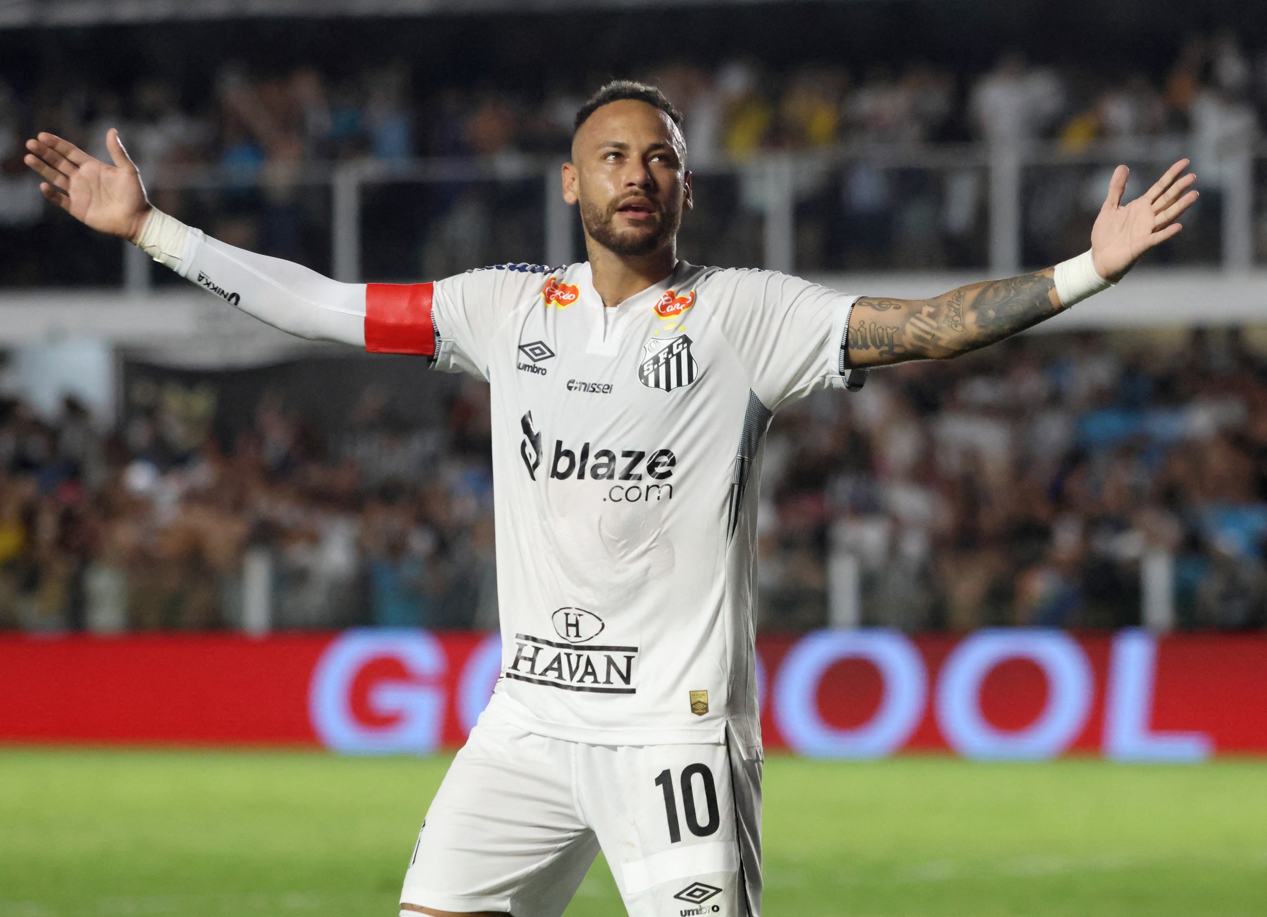 Neymar tests positive for COVID-19, football club Santos say