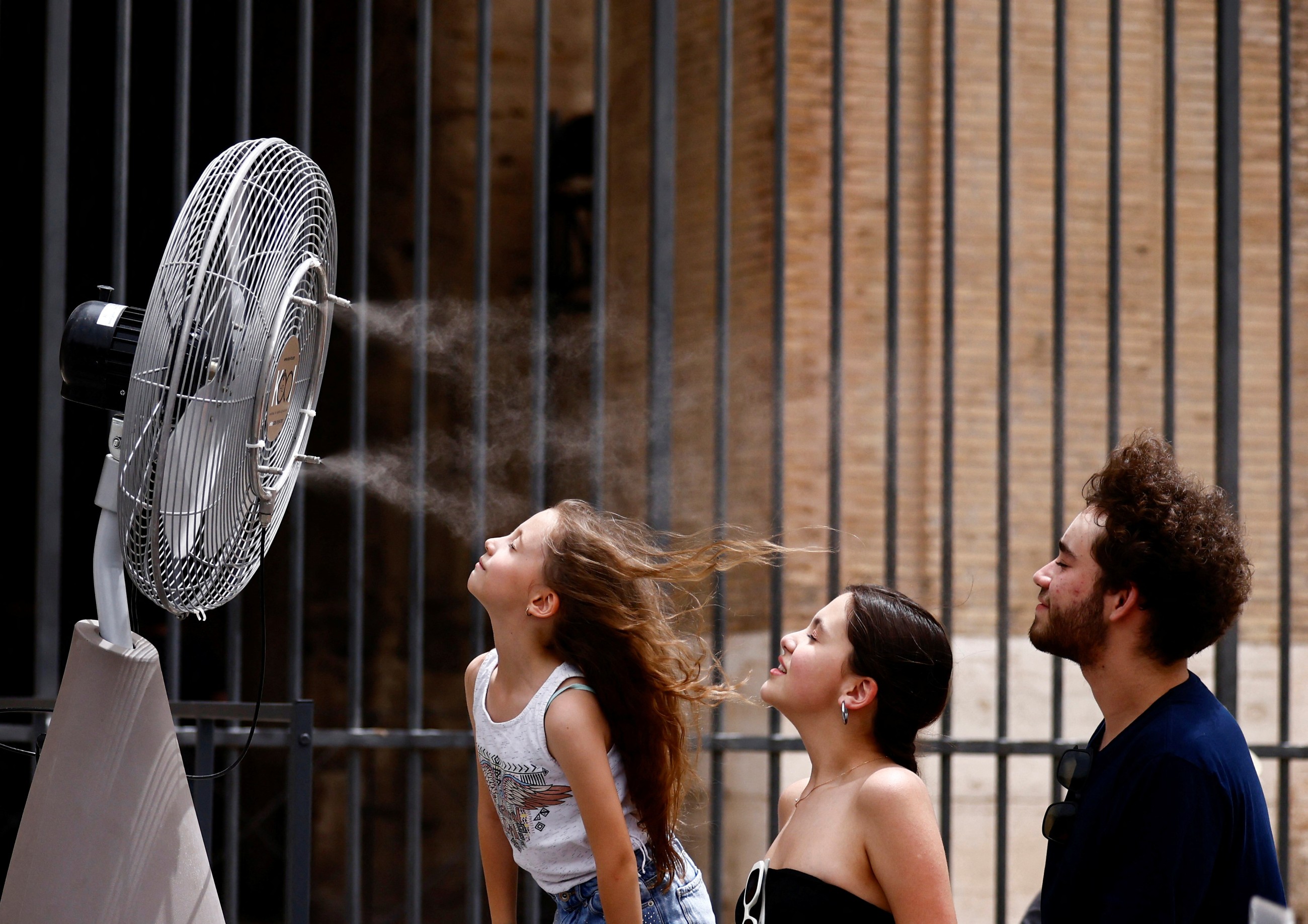 May was world's second-hottest on record