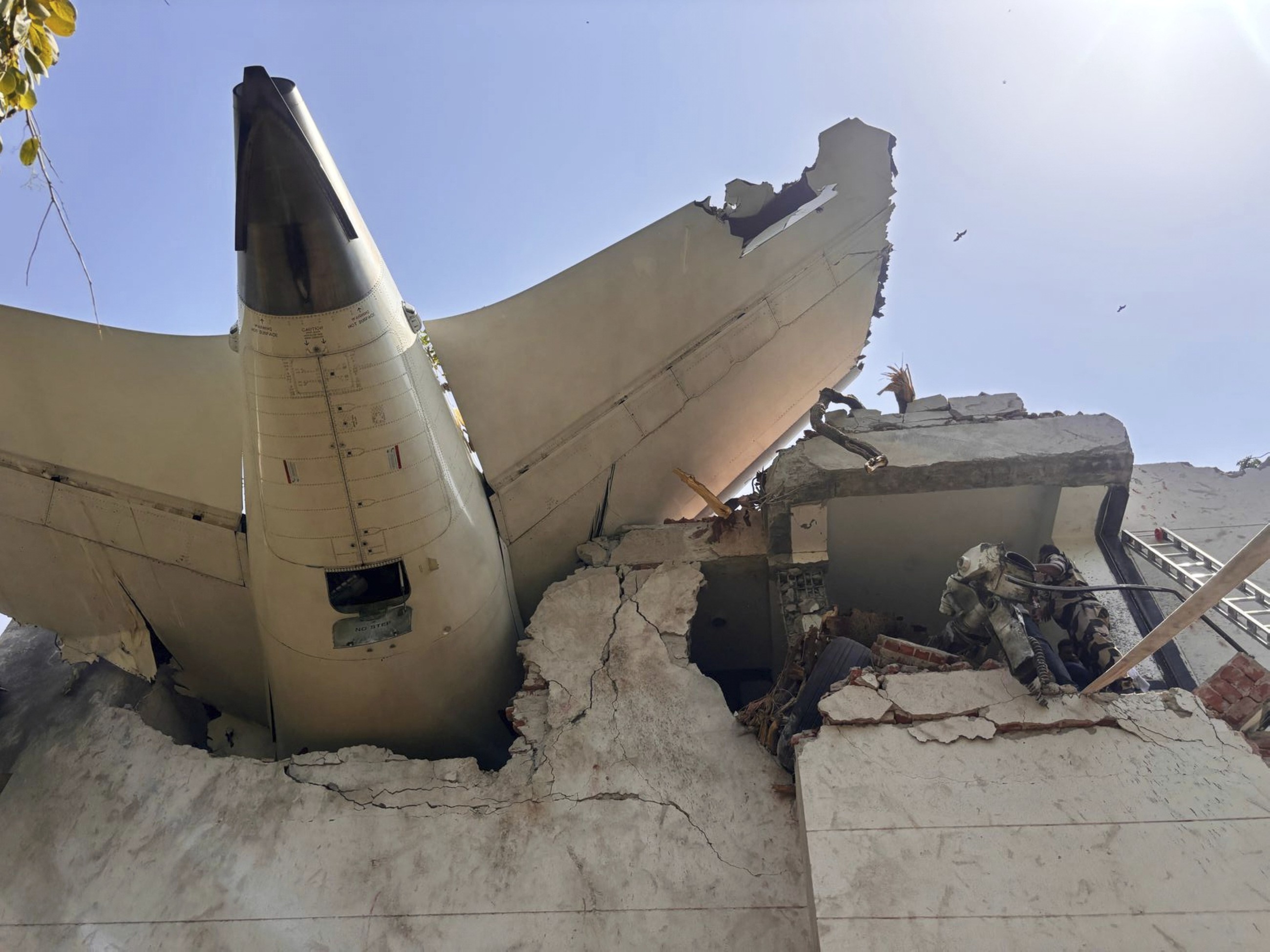 Air India plane crashes into intern doctors' hostel