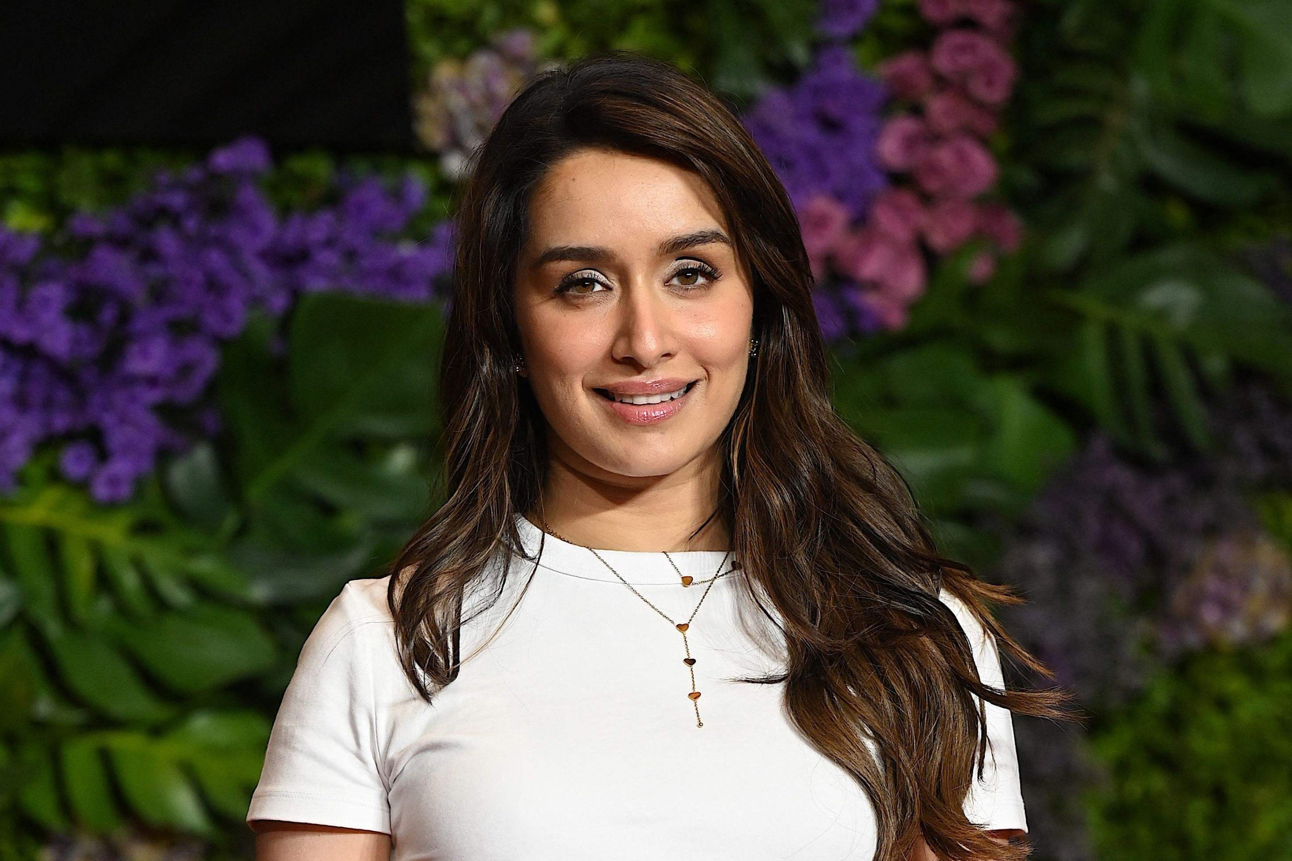 Shraddha Kapoor’s ‘Ghummakad mode’ is on, shares pictures from her day out