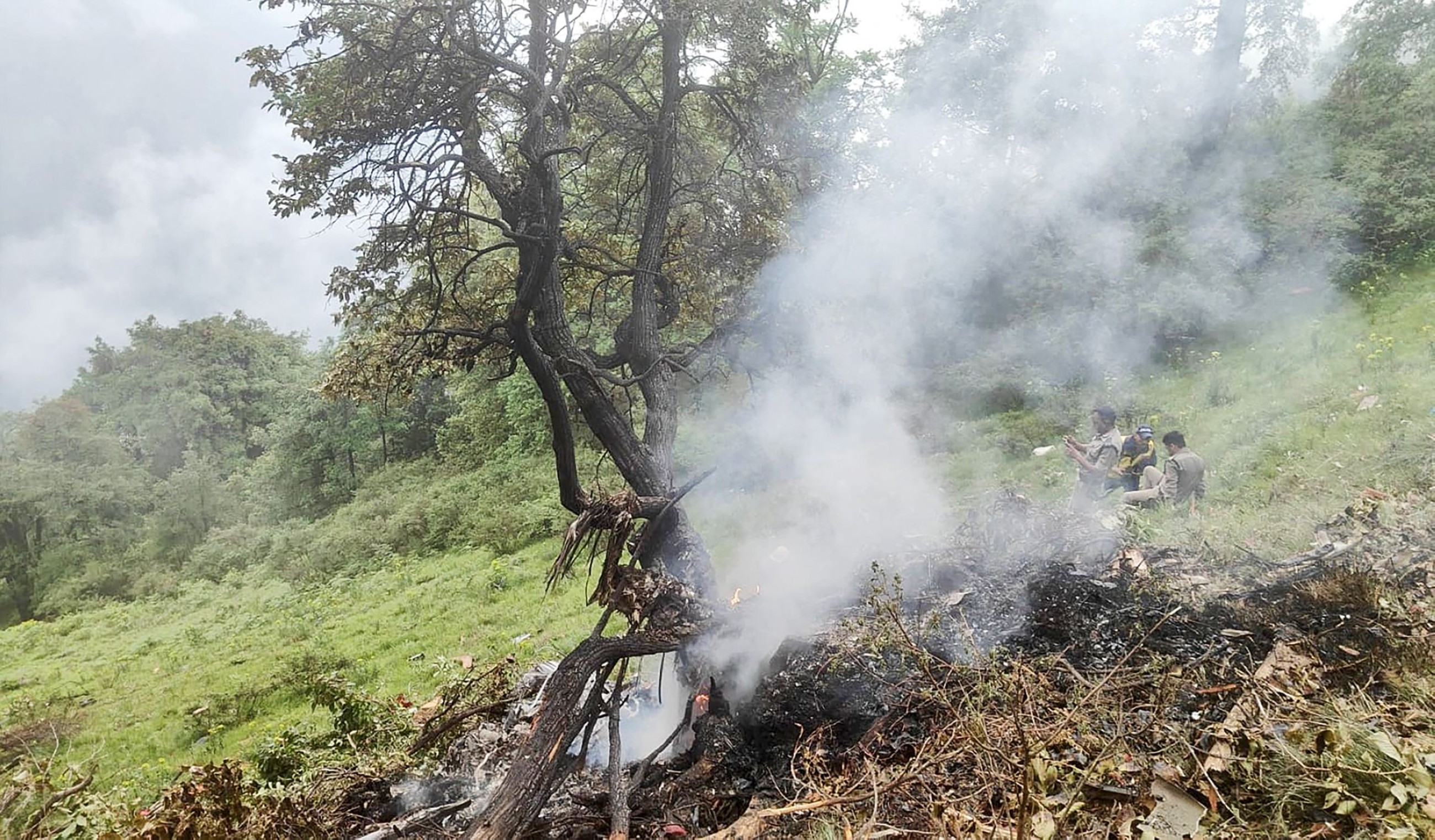 Toddler among 7 killed in India chopper crash