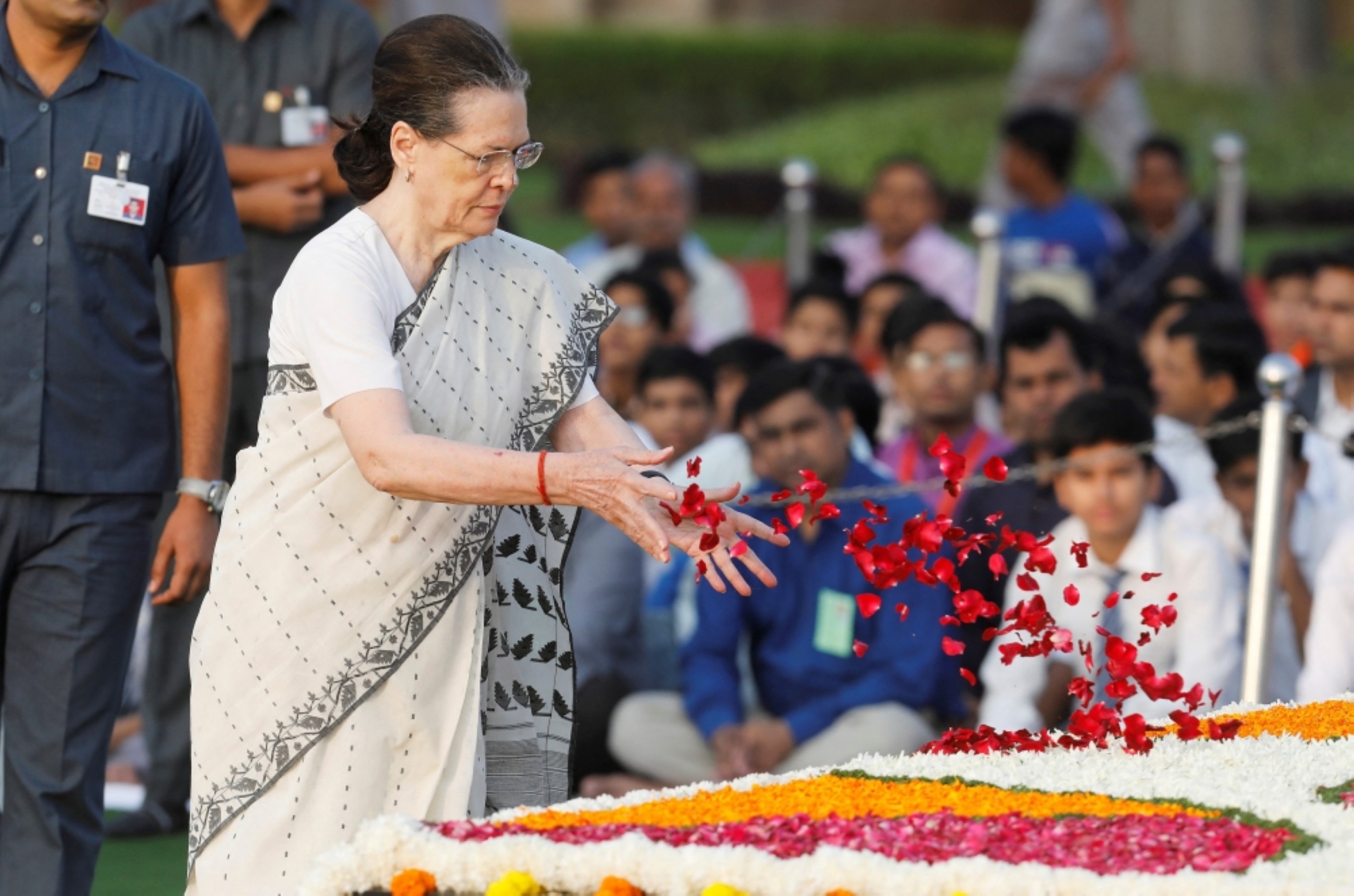 Congress leader Sonia Gandhi hopsitalised in Delhi with stomach-related problem