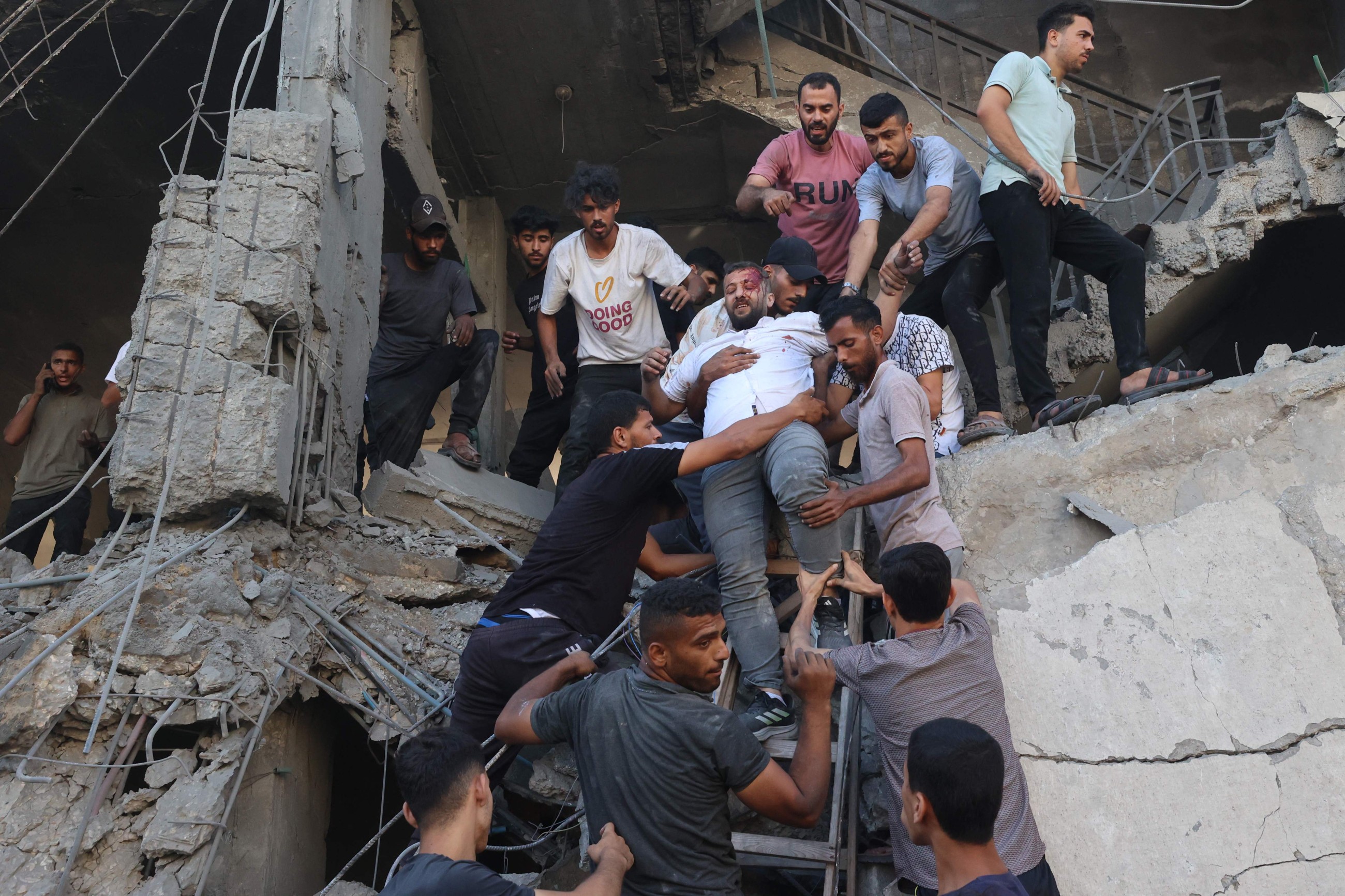 Israeli fire kills 41 more Palestinians in Gaza