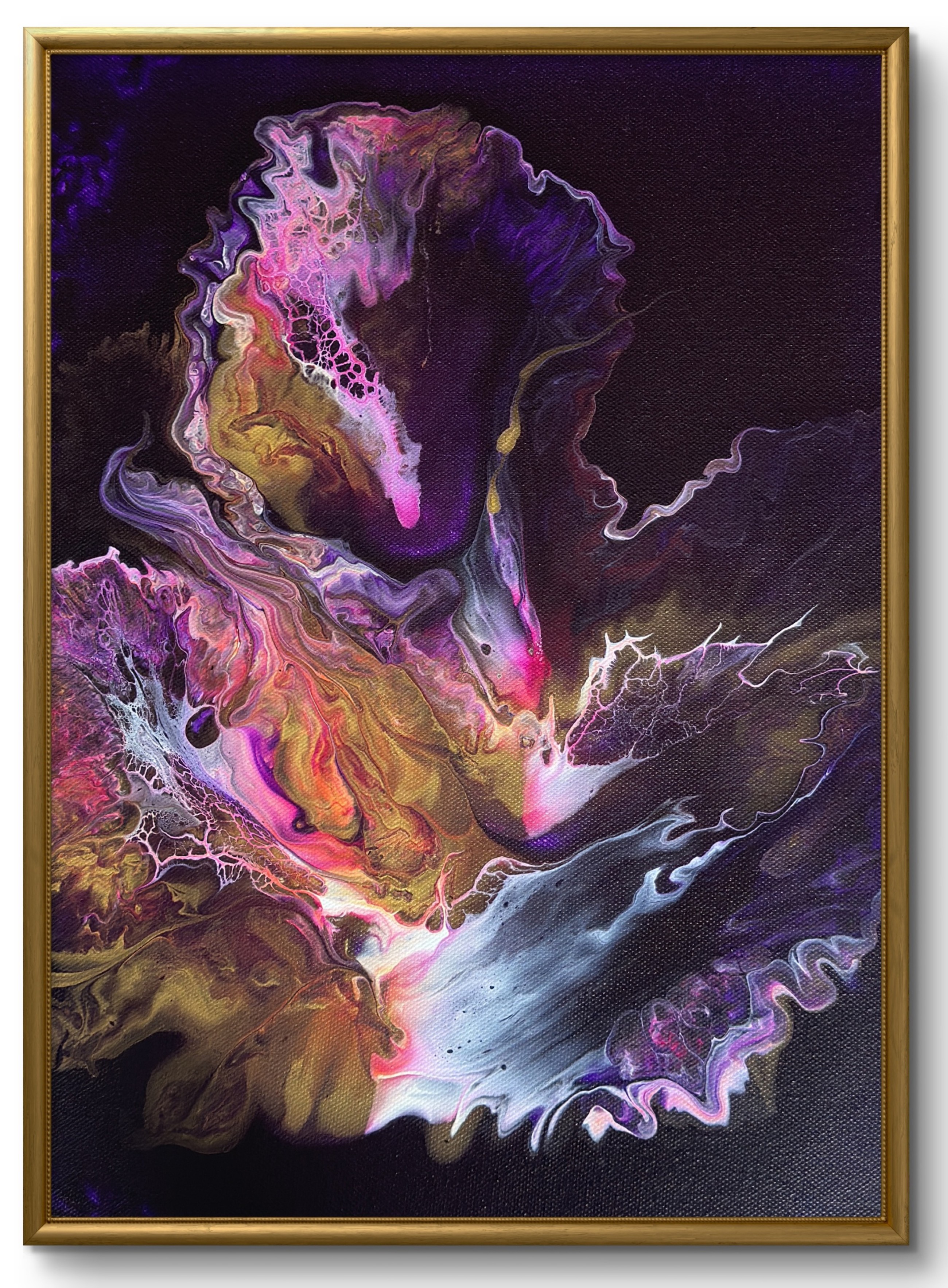 Art of harmony: Beta Golchin’s art weaves balance into life’s tapestry
