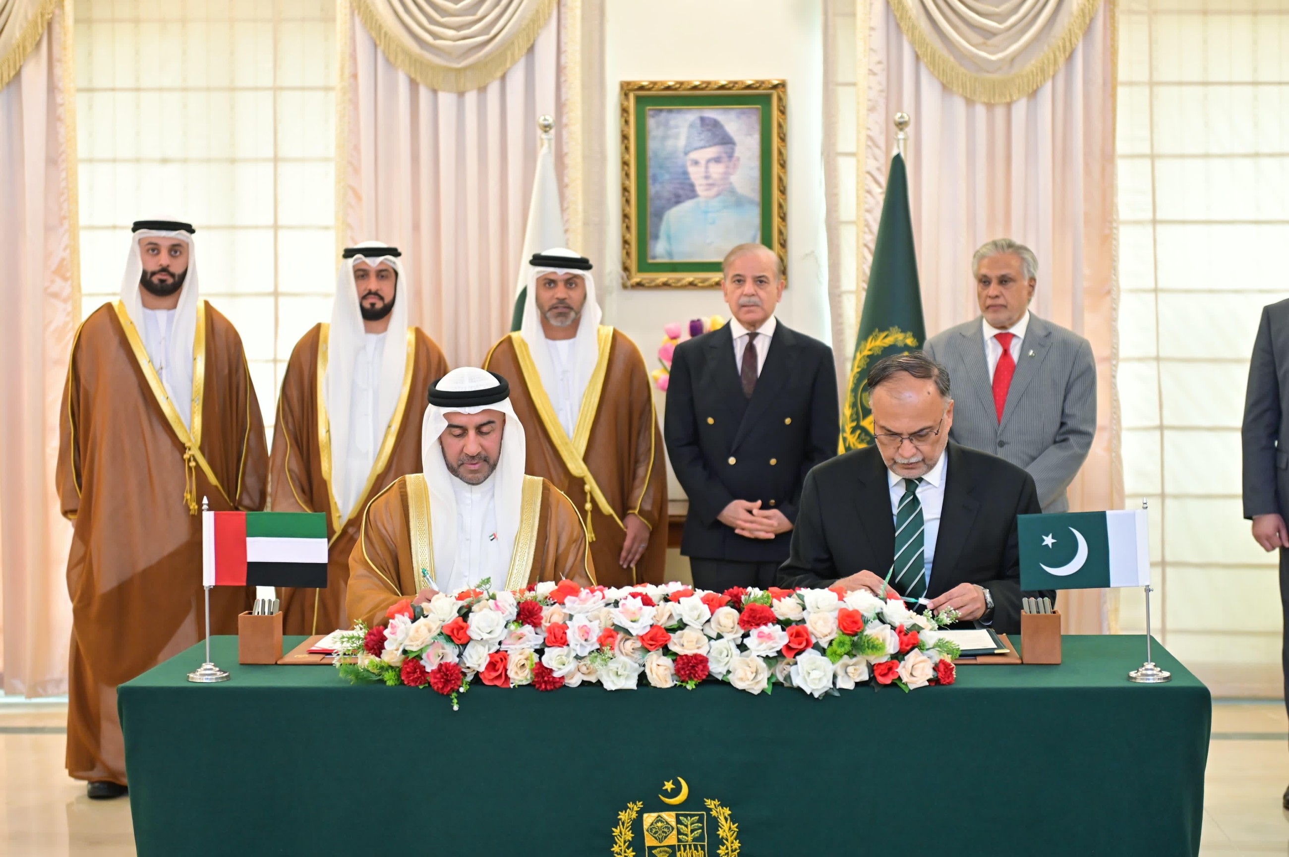 Pakistan keen to benefit from UAE experiences, says PM Shahbaz
