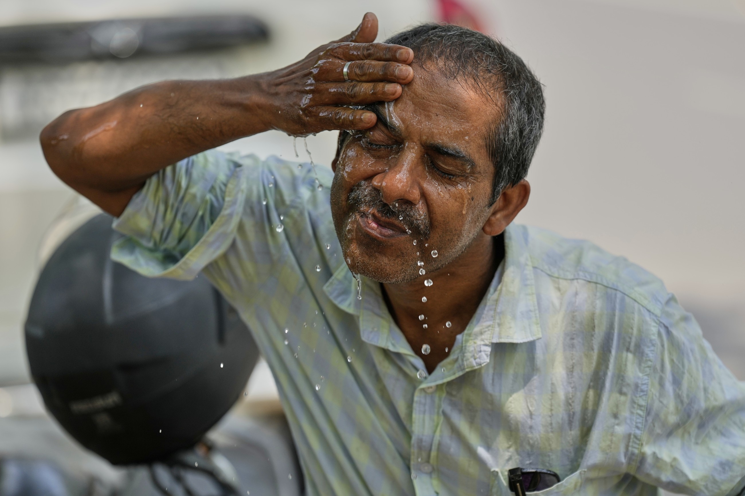 UAE likely to see gradual drop in temperature on Wednesday: NCM