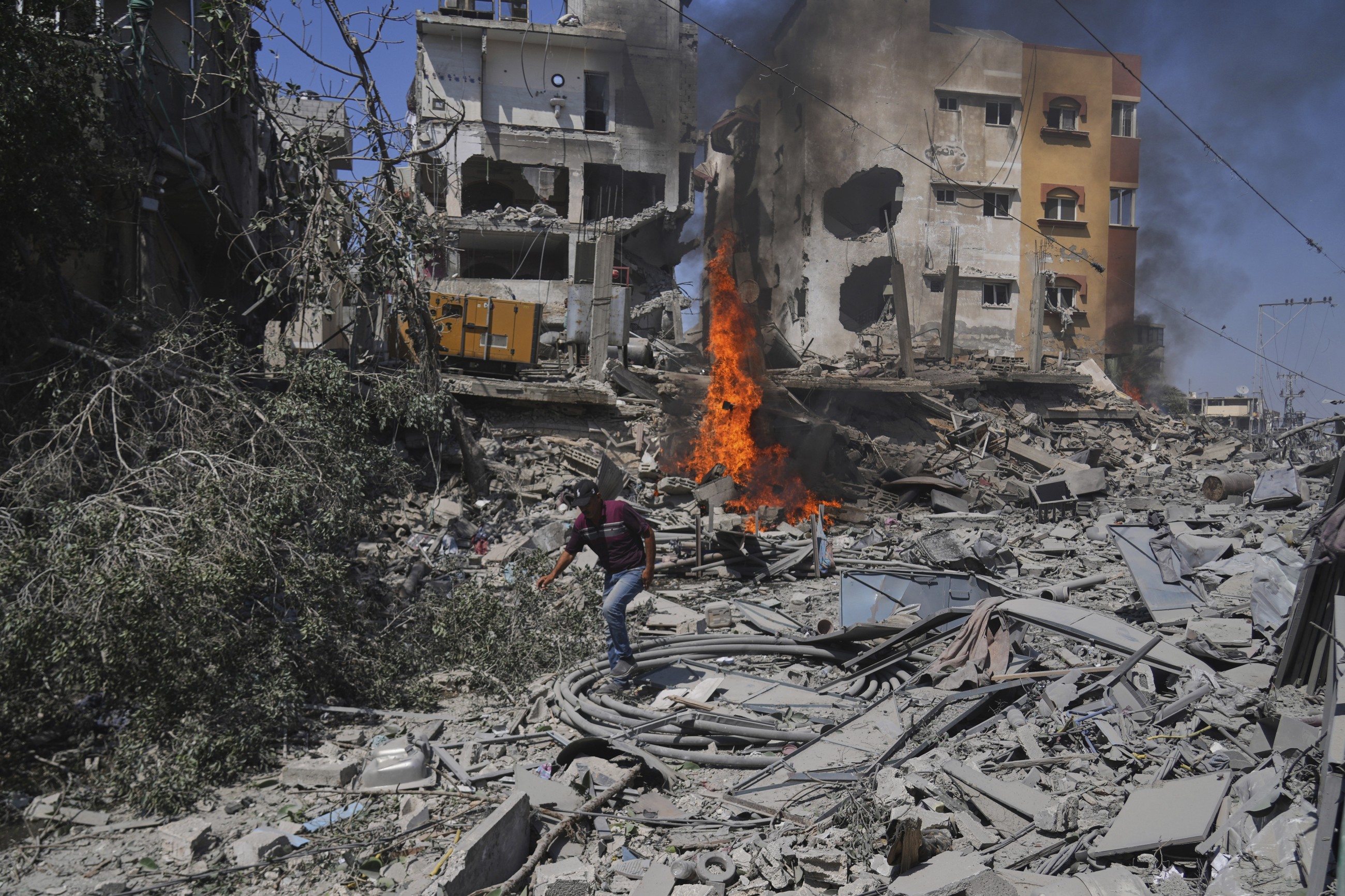 51 Palestinians killed while waiting for aid trucks in Gaza