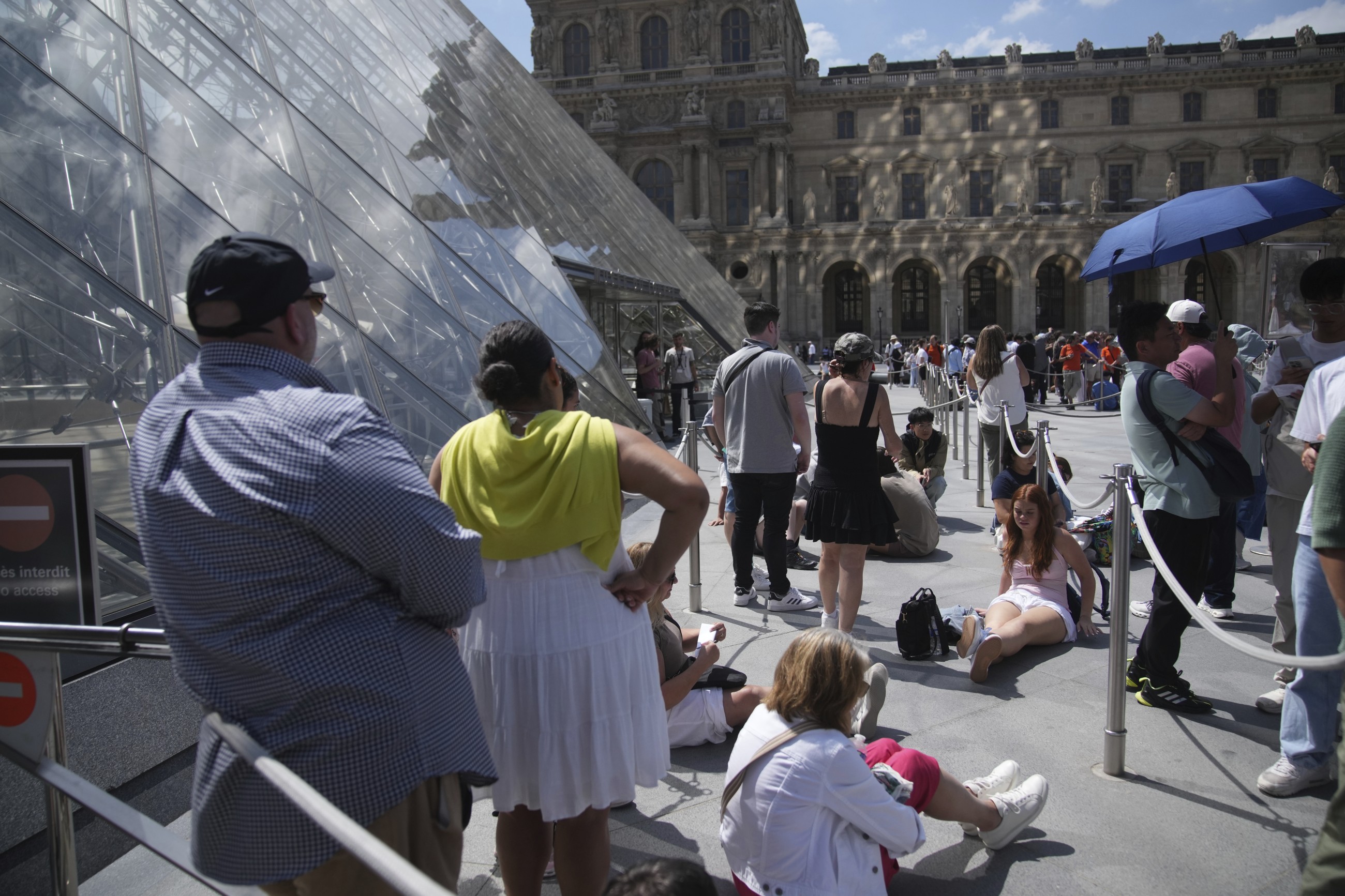 The world’s most-visited museum, the Louvre, shuts its doors on mass tourism