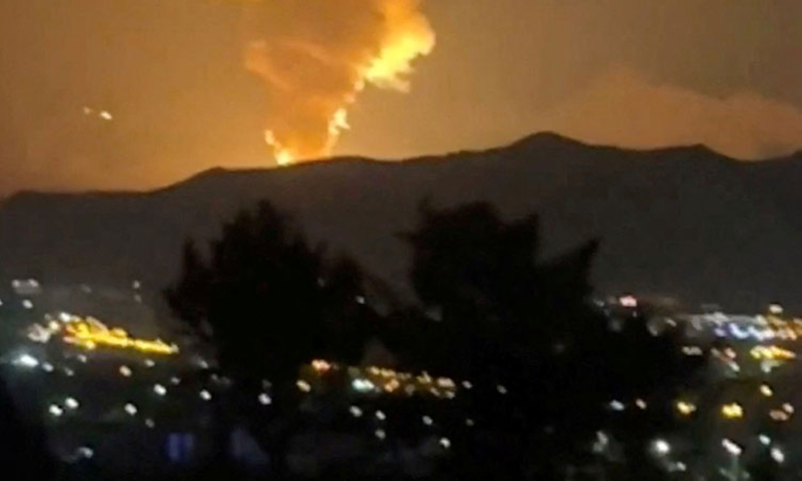 Video: Israel attacks two Iranian centrifuge production sites