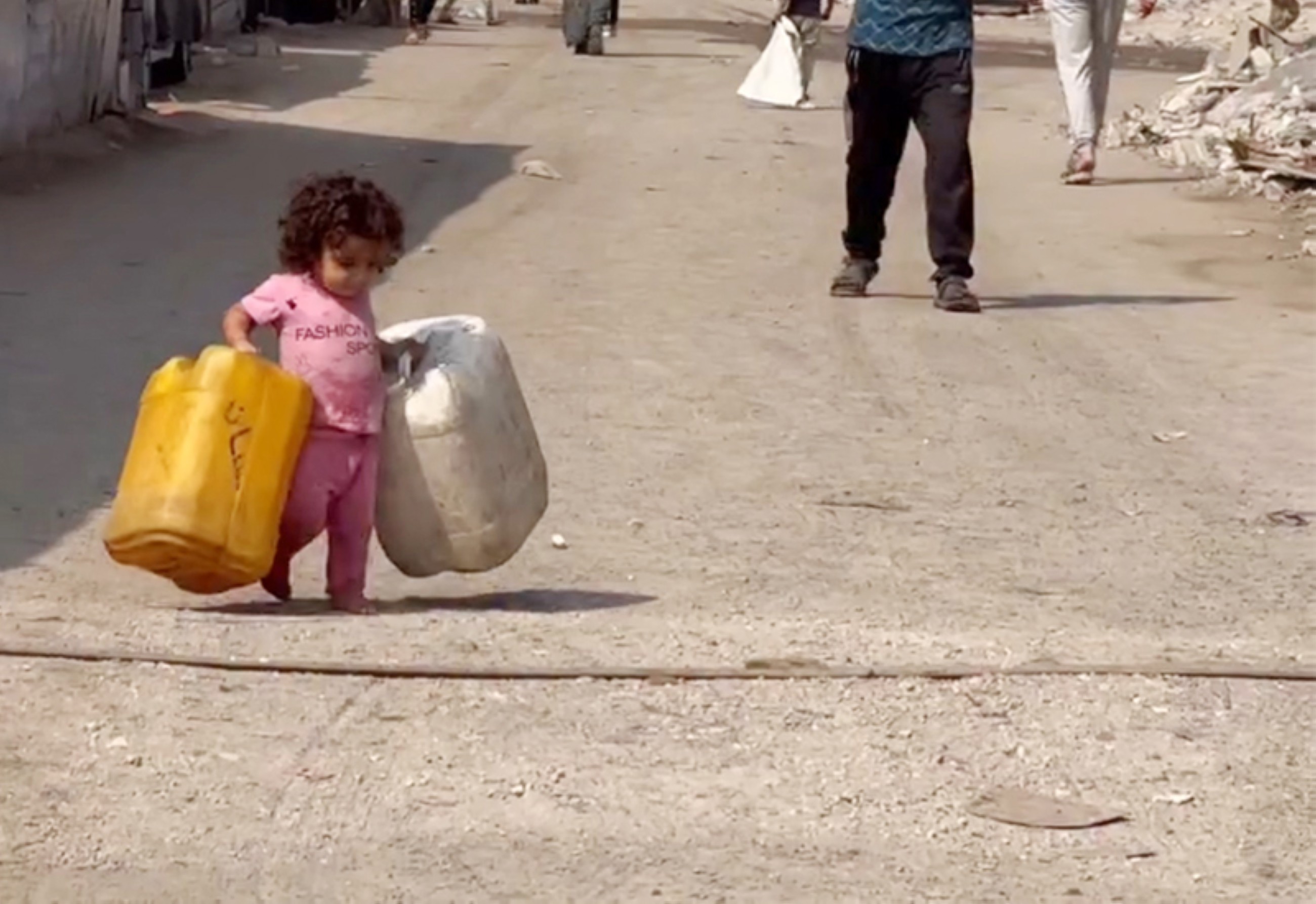 Disturbing video of 2-year-old toddler rushing to get water in Gaza goes viral