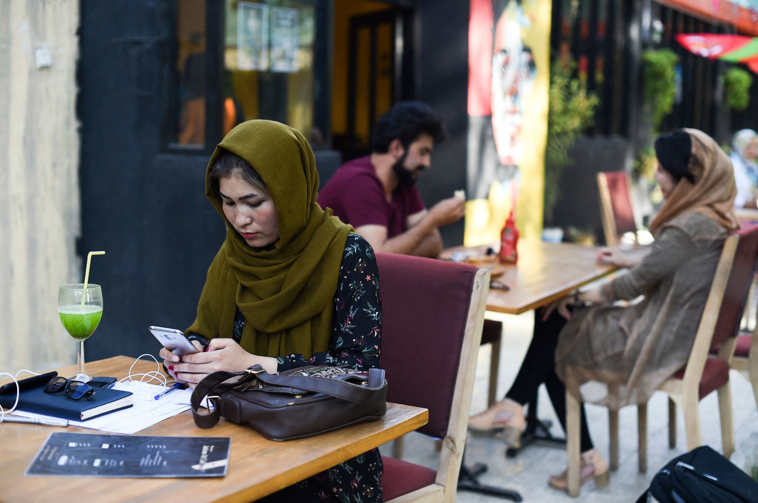 Afghan Taliban enforce smartphones ban in Kandahar schools