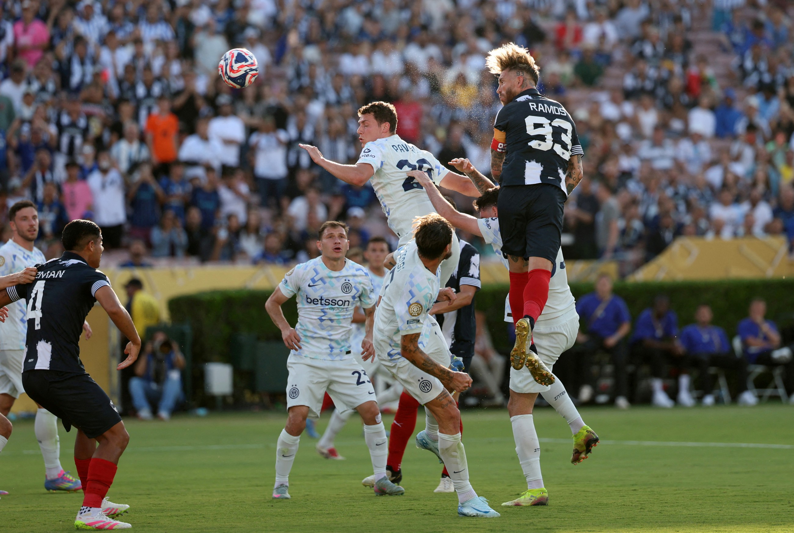 City off to winning start, Ramos gives Inter scare in CWC draw