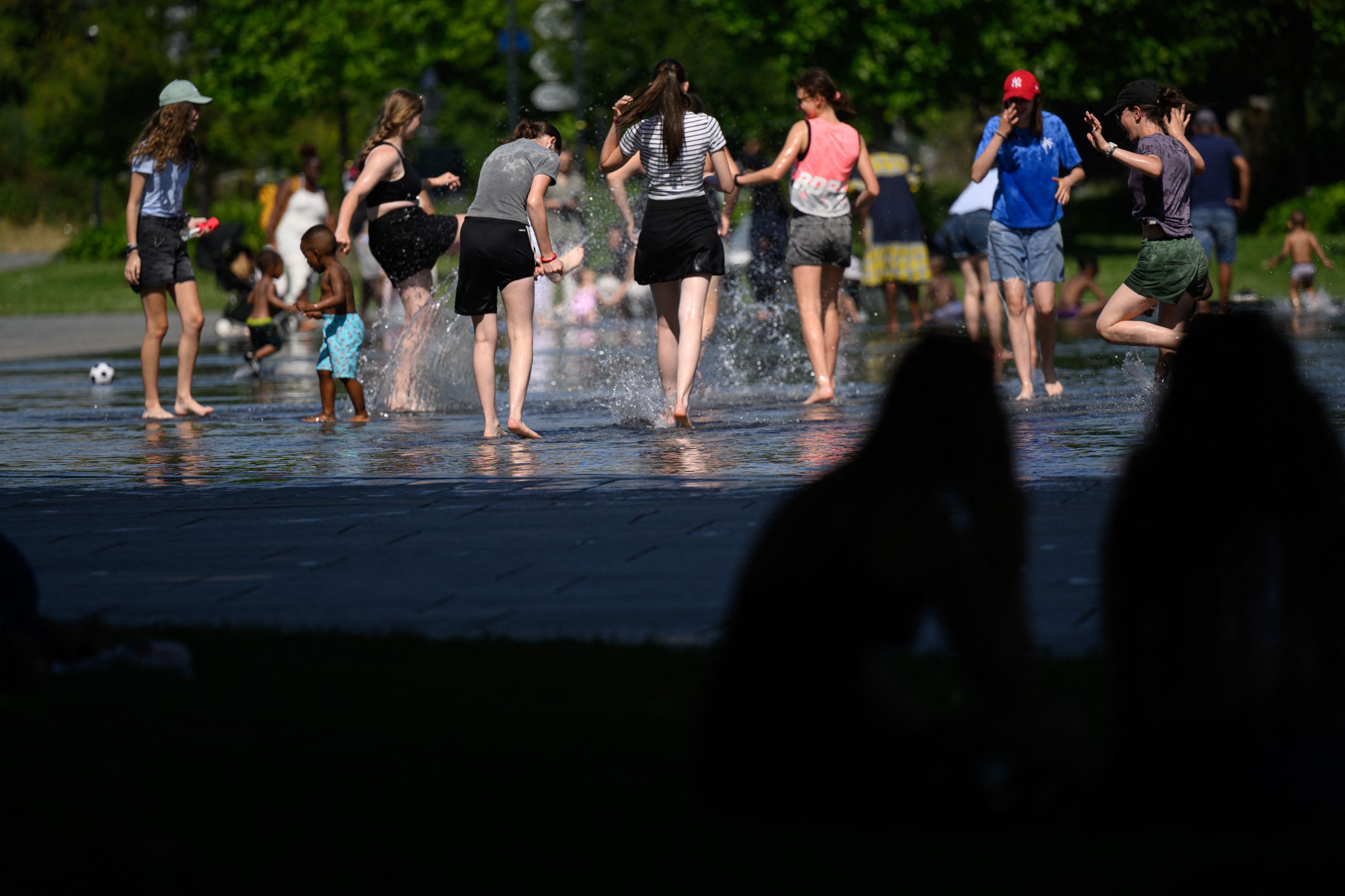 Health officials issue warnings as UK bakes in first heatwave of 2025