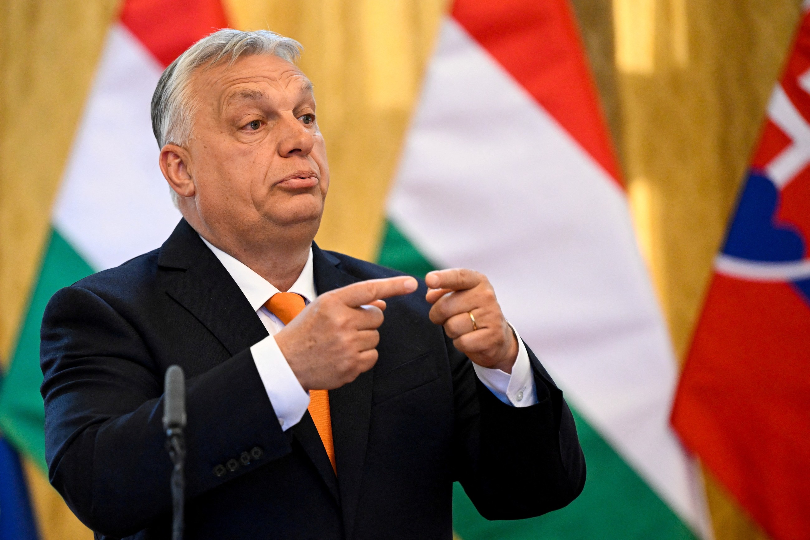 Orban’s anti-Ukraine campaign targets political rival