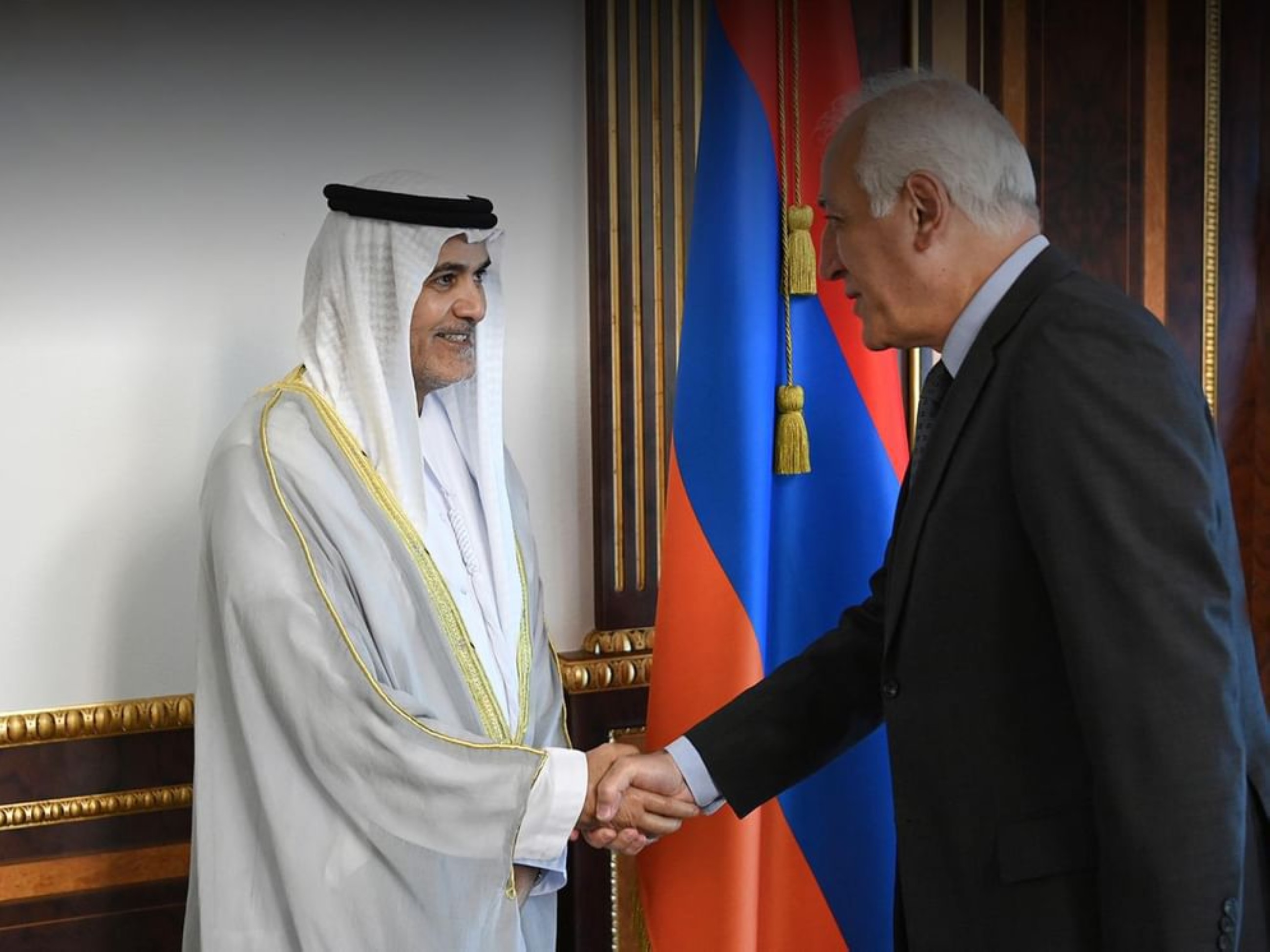 Armenian president welcomes HCHF official