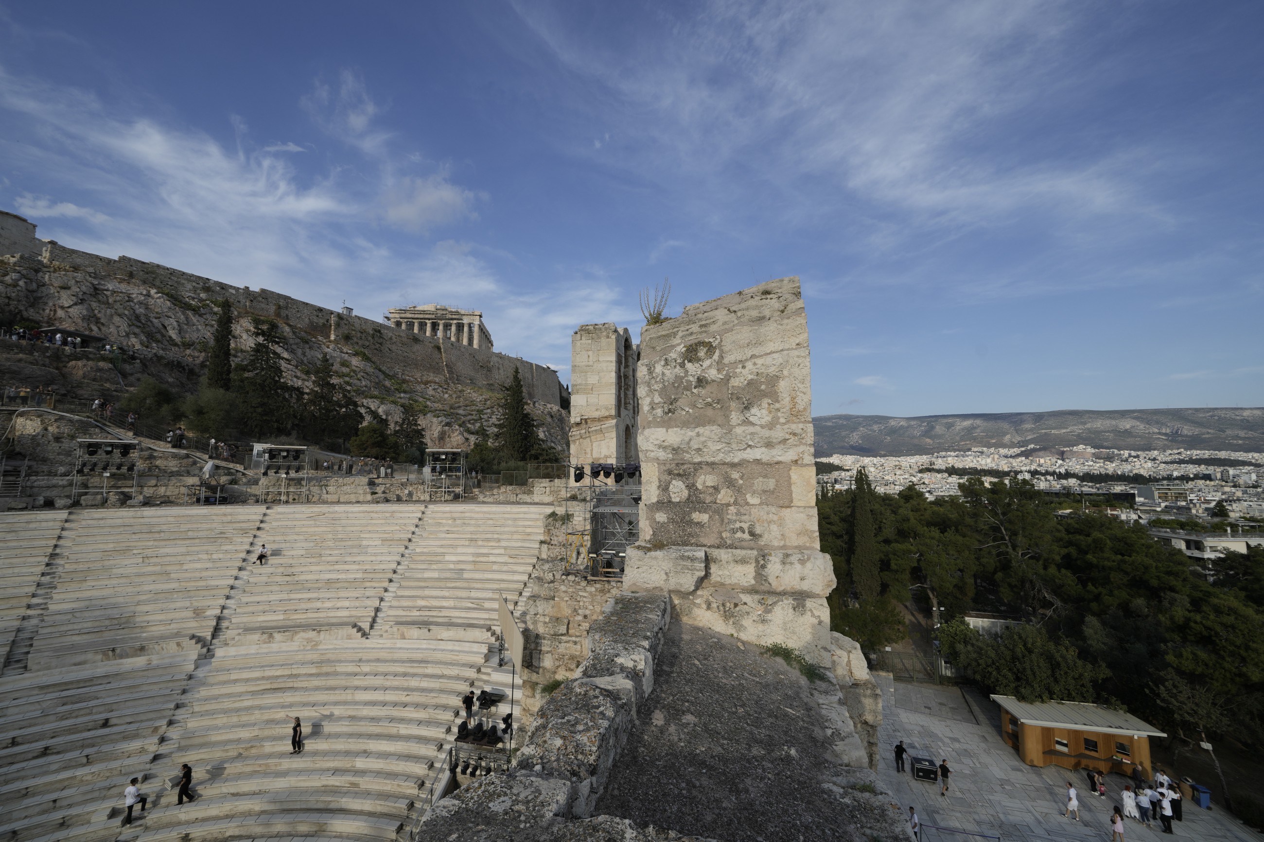 Athens’ ancient theatre closes for three-year restoration