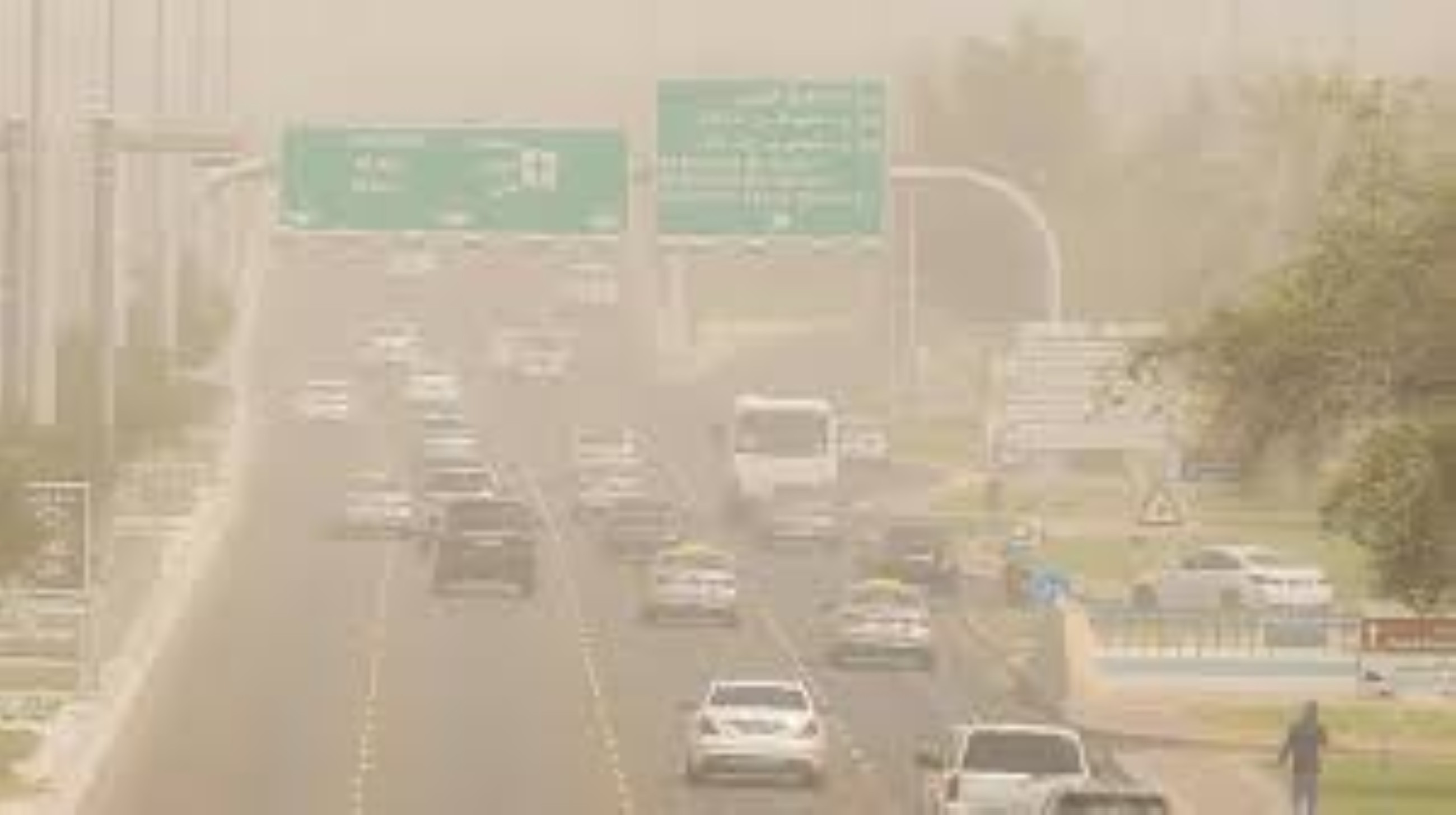 Al Dhafra Region Municipality warns  residents of dust-stirring winds